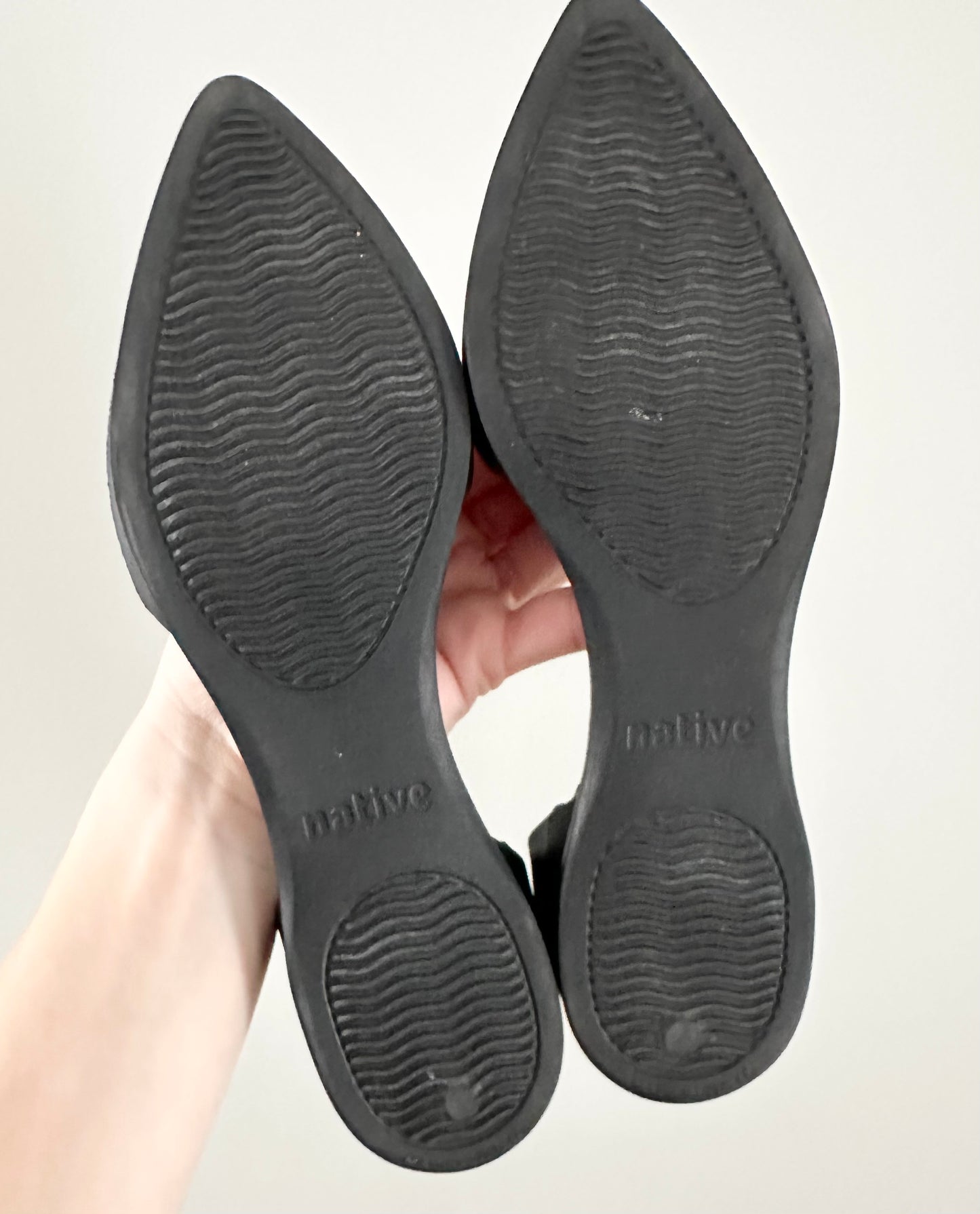 Women’s Native Audrey Slip Ons in Jiffy Black (W6)