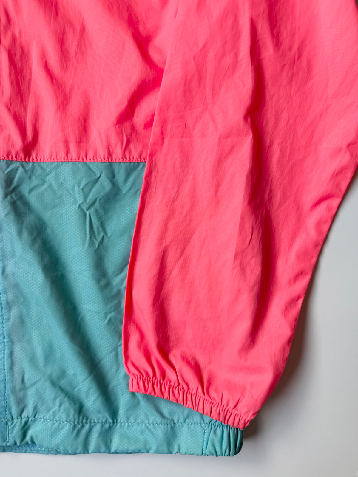 The North Face Bright Pink & Blue Windbreaker (5 Years)