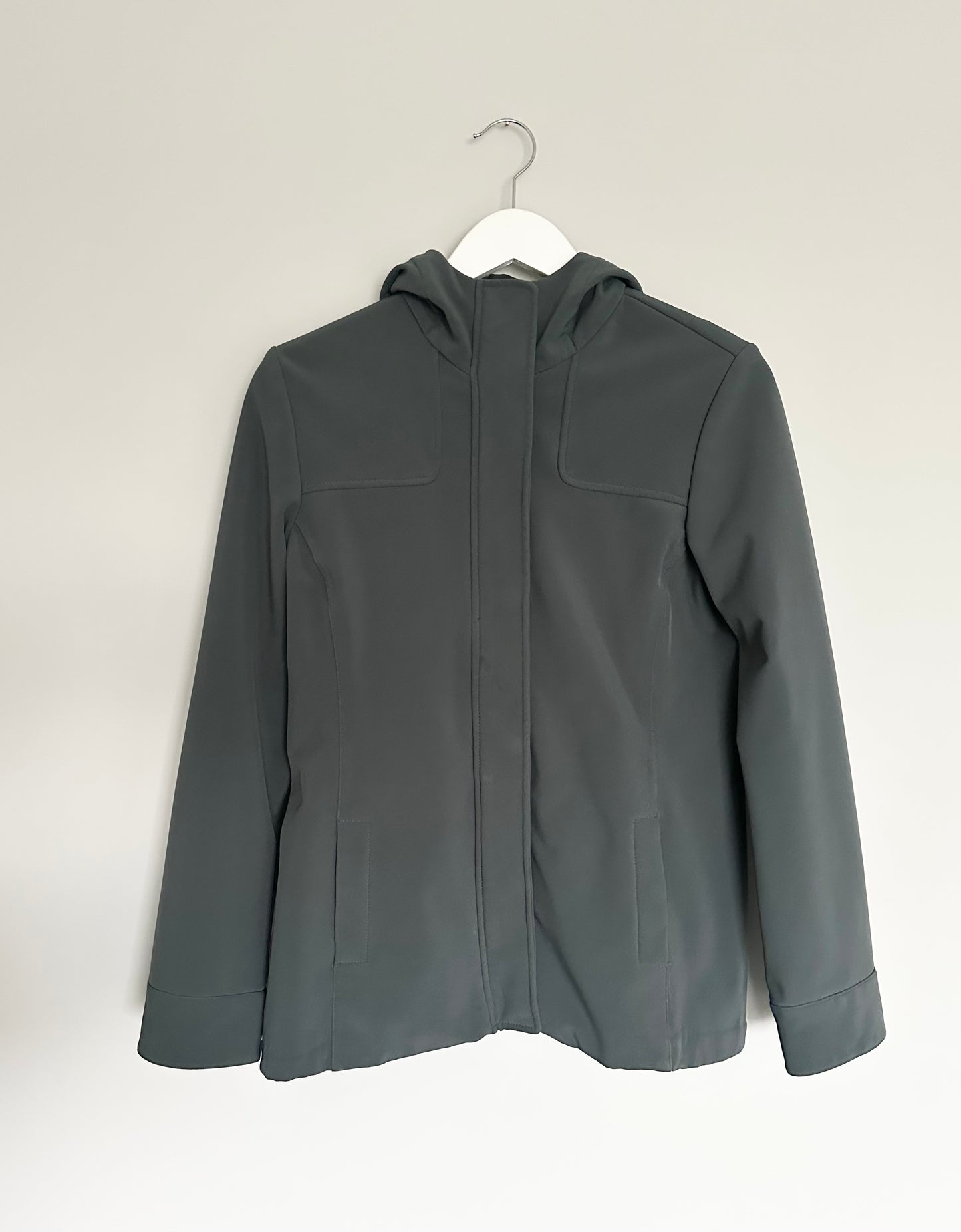 Women’s Roots Jacket (Medium)