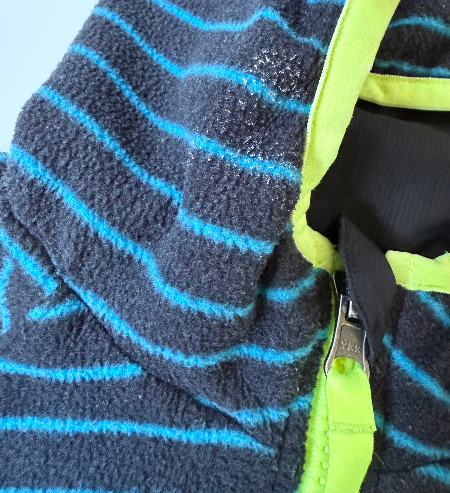 The North Face Black & Blue Reversible Grizzly Peak Wind Jacket (3T)