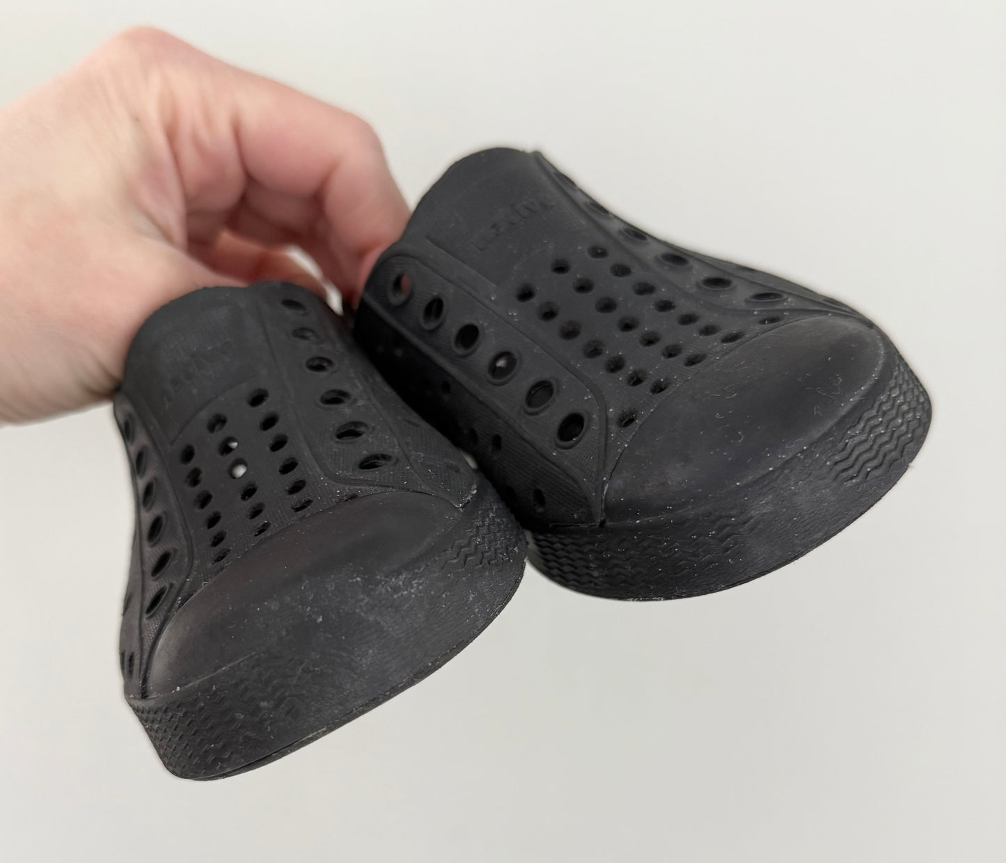 Native All Black Jefferson Slip Ons (7)