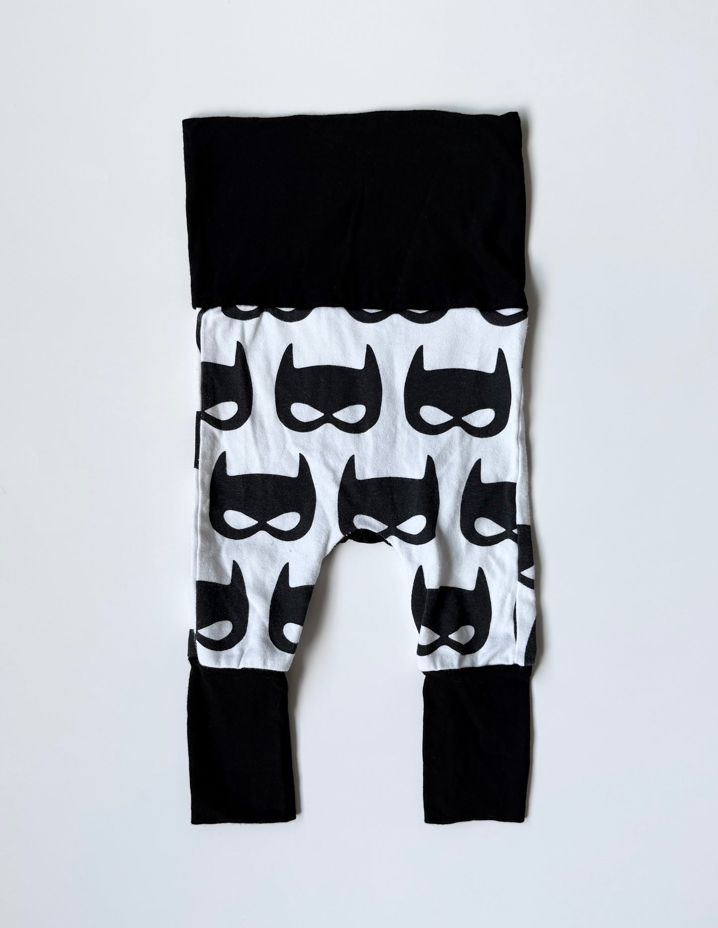 My Sunshine Black & White Batman Grow With Me Leggings (3-6 Months)