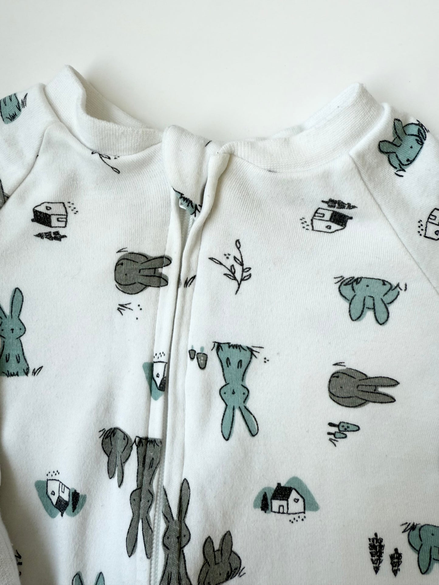 Perlim Pinpin White & Blue/Grey Bunnies Sleeper (6 Months)