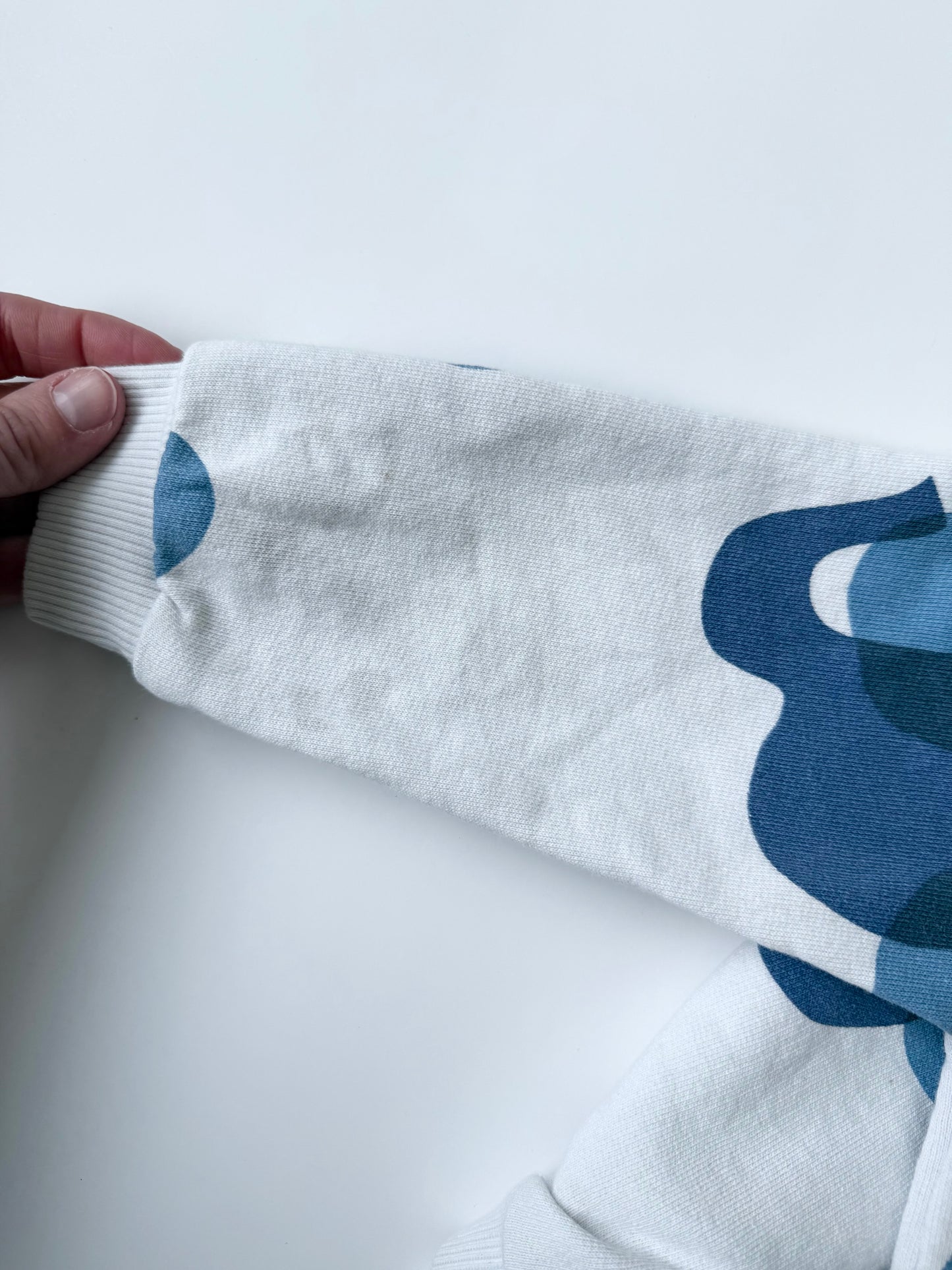 Zara White & Blue Elephants Crewneck Sweater (2-3 Years)