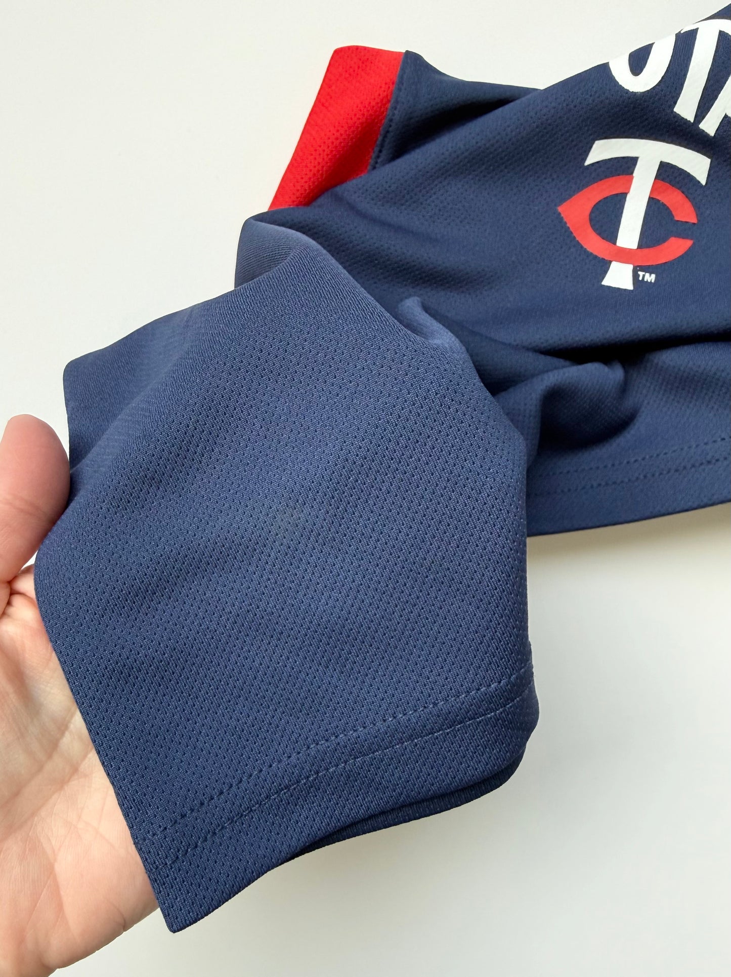 Minnesota Twins Blue & Red Baseball Jersey/T-Shirt (2T)