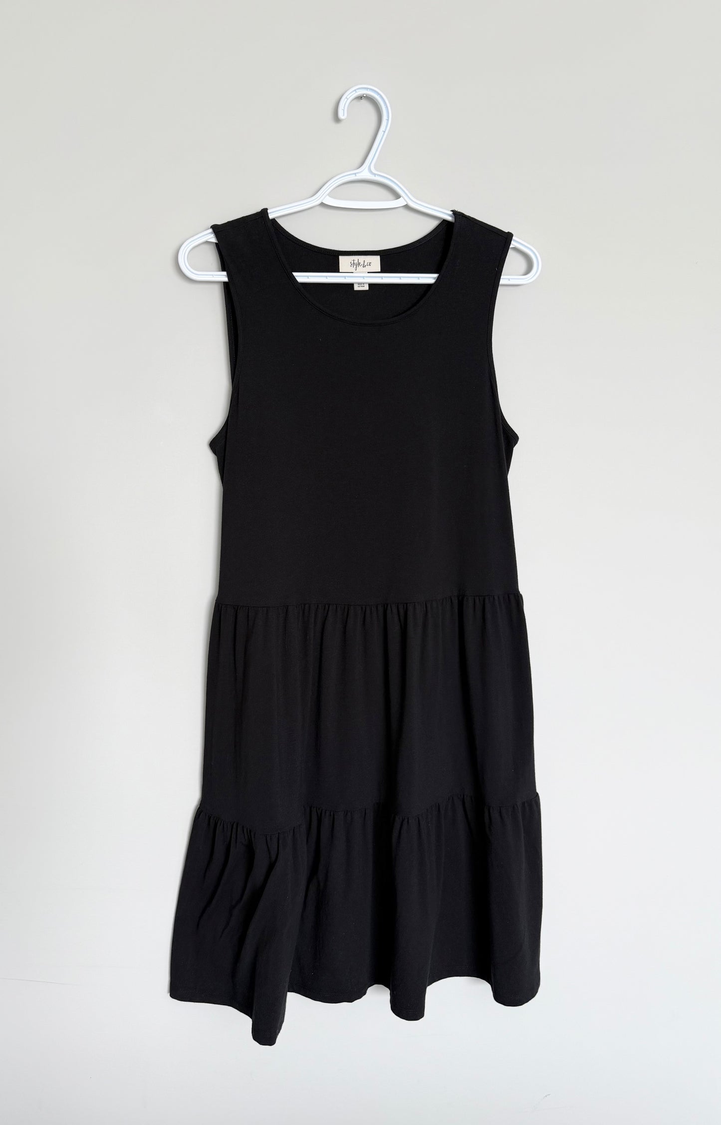 Women’s Style & Co Black Tiered Tank Dress (Medium)