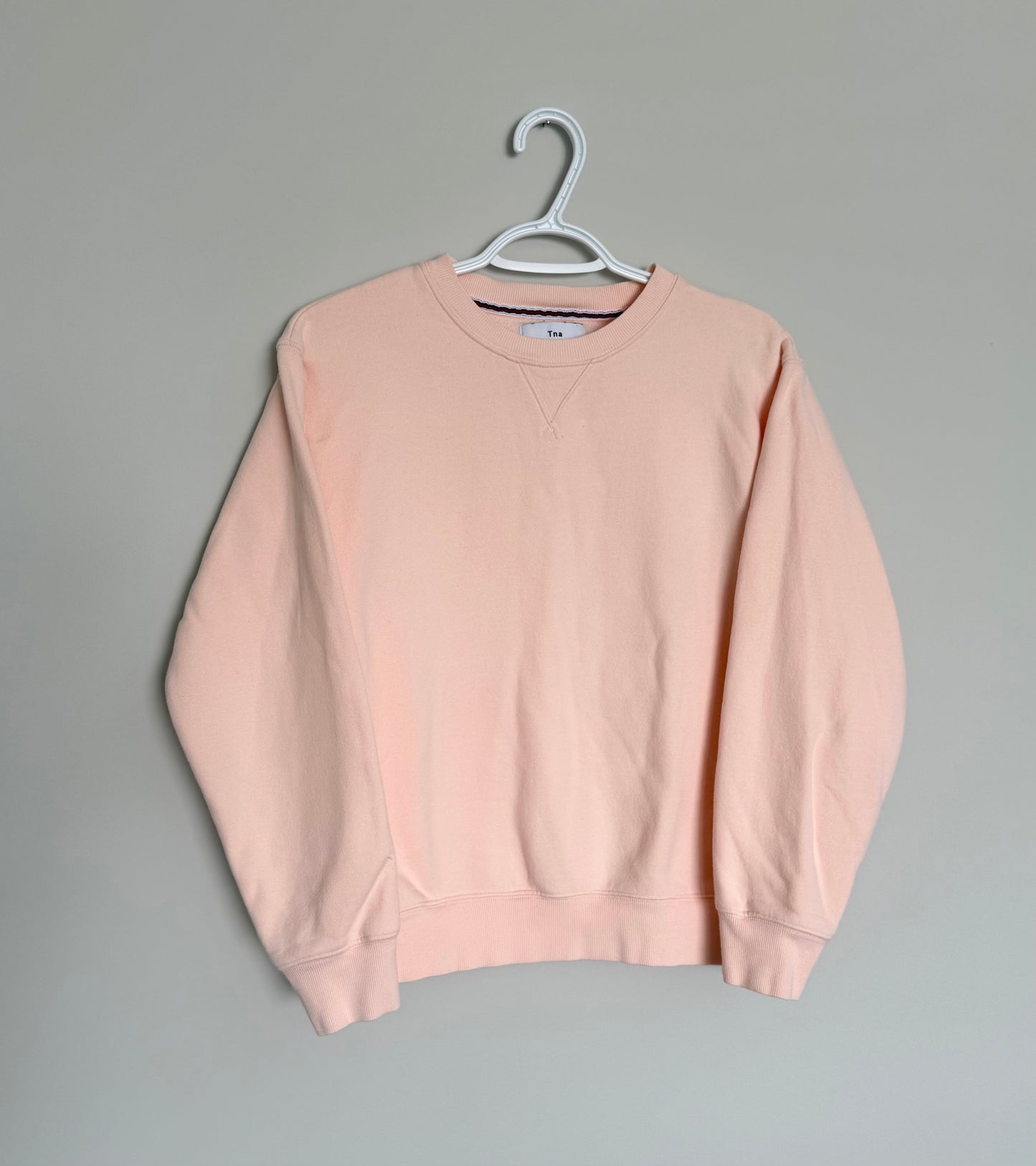 Women’s TNA Light Pink Cozy Crewneck Sweater (Extra Small)