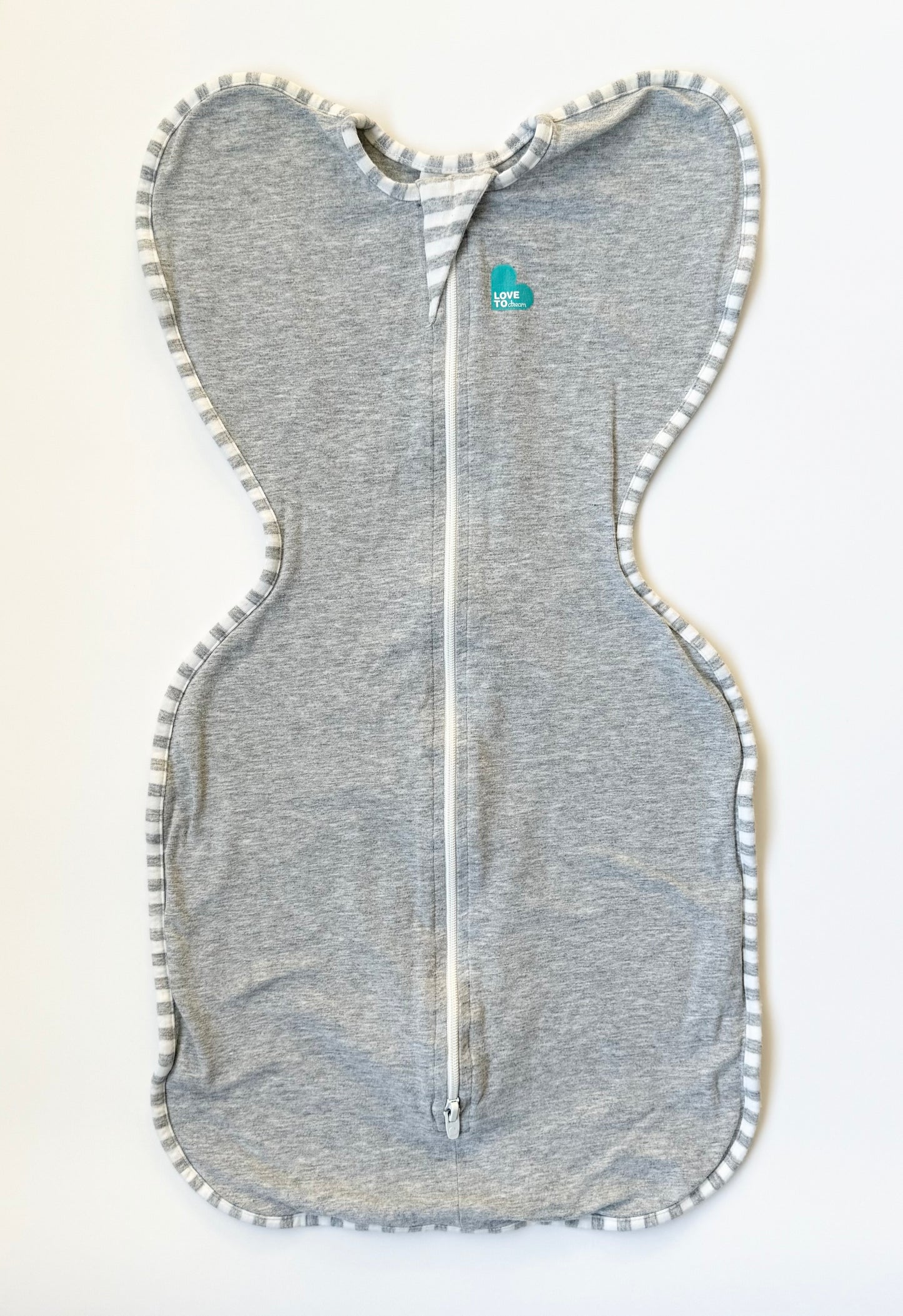 Love to Dream Grey Swaddle Up Original (Small)