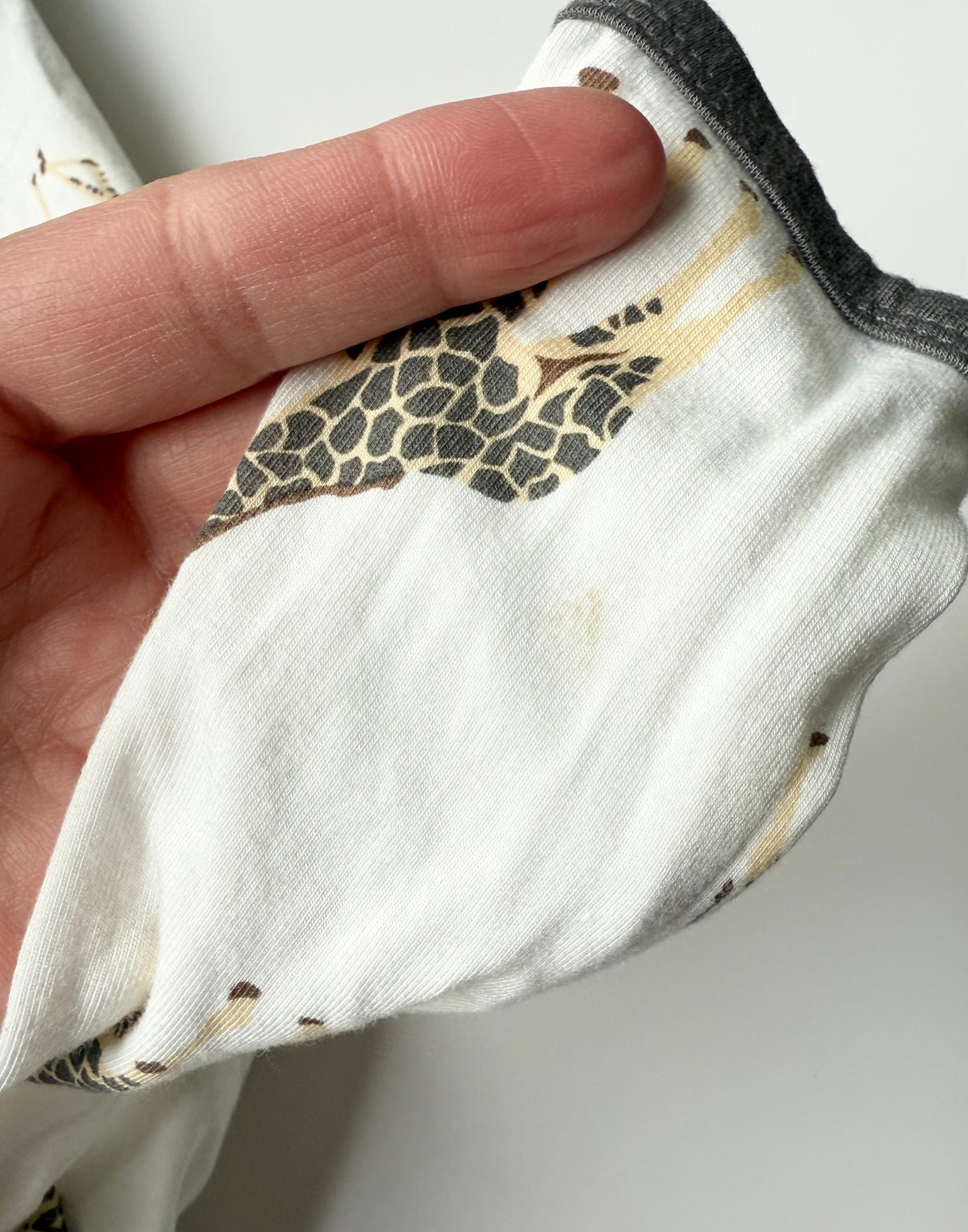 Kyte Giraffe Zipper Romper (18-24 Months)