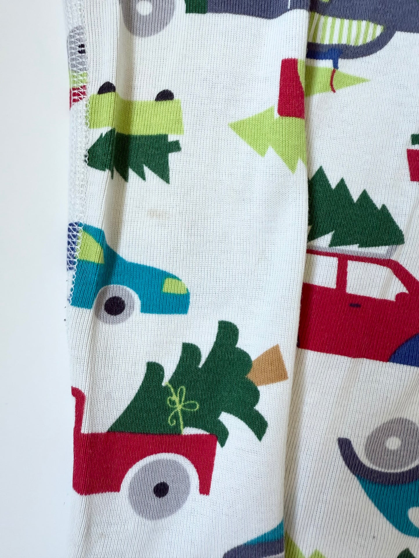 Hanna Andersson Christmas Cars Two Piece PJ Set (5T)