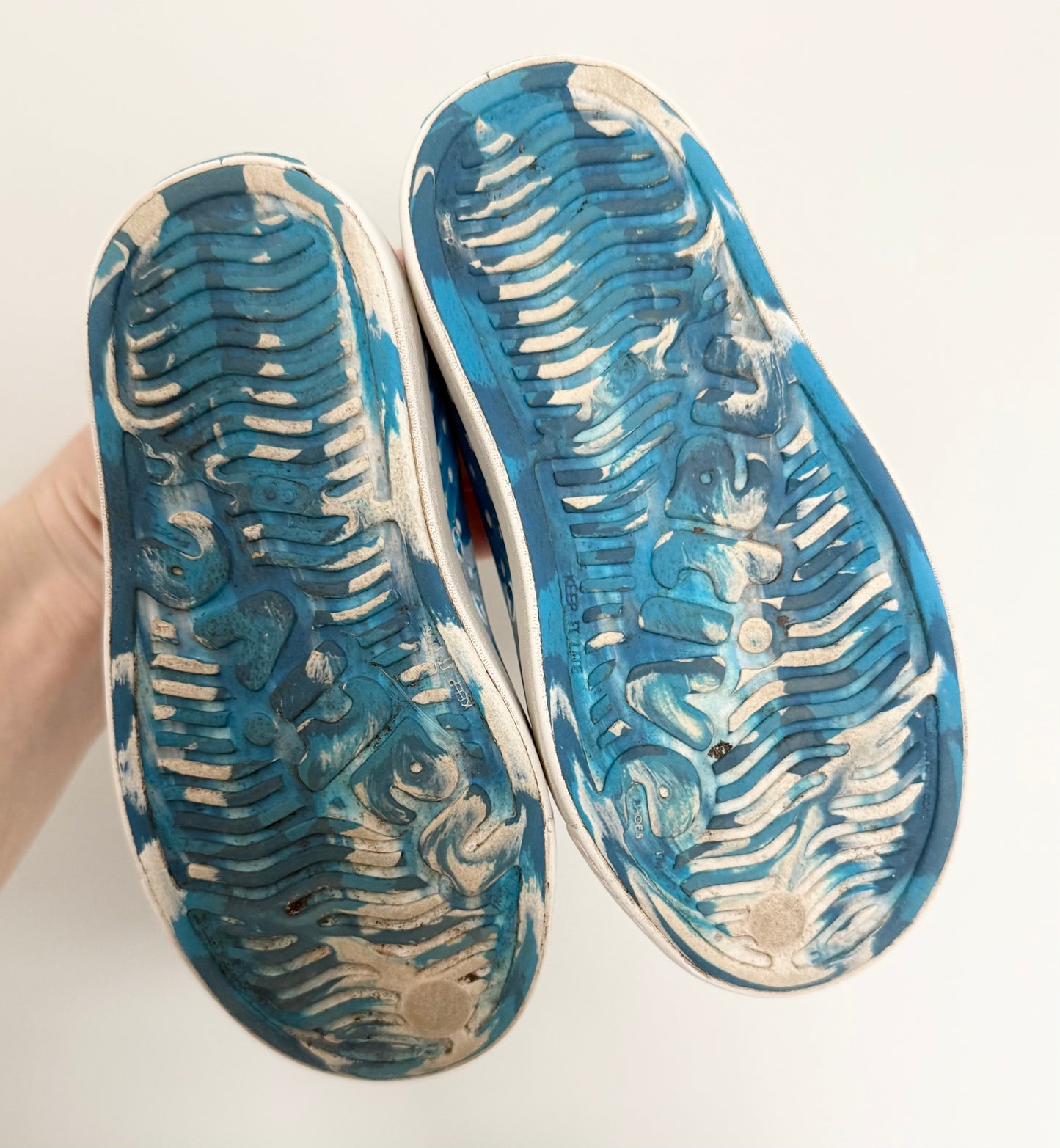 Native Blue Marble Jefferson Slip Ons (8)