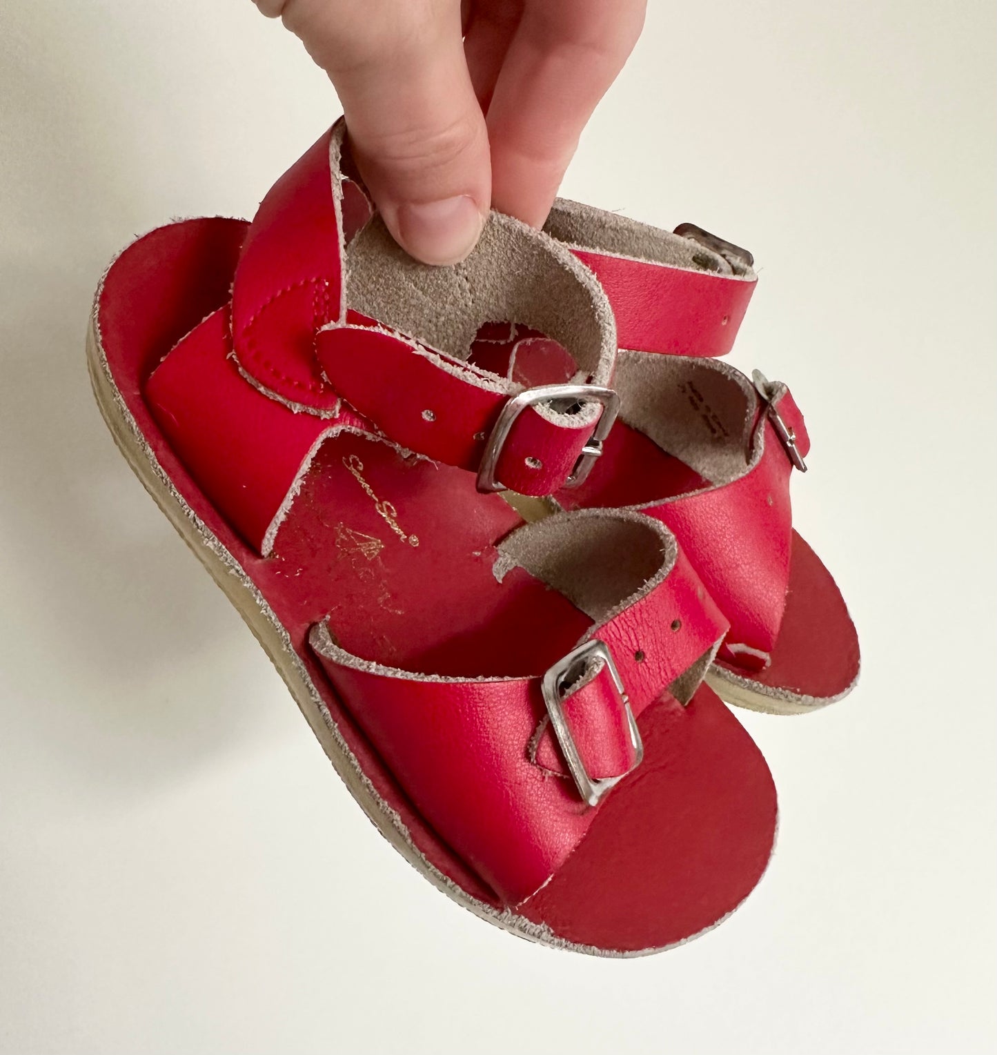 Salt Water Surfer Sandals - Red (7)