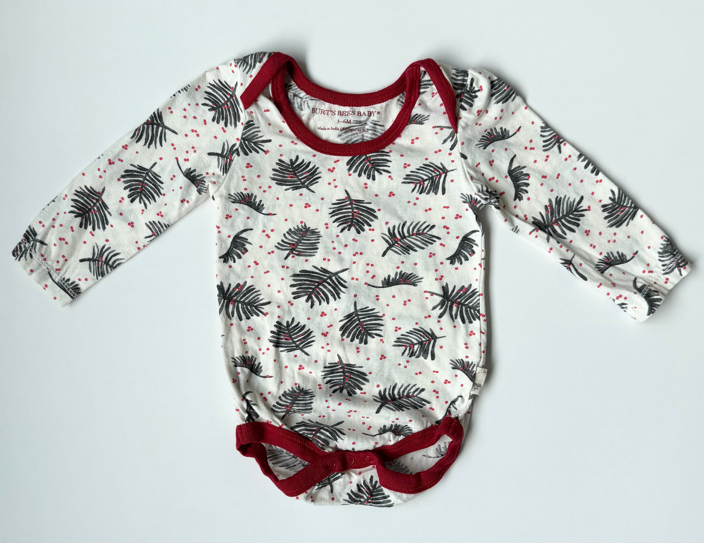 Burt’s Bees Baby Christmas Holly Bodysuit (3-6 Months)