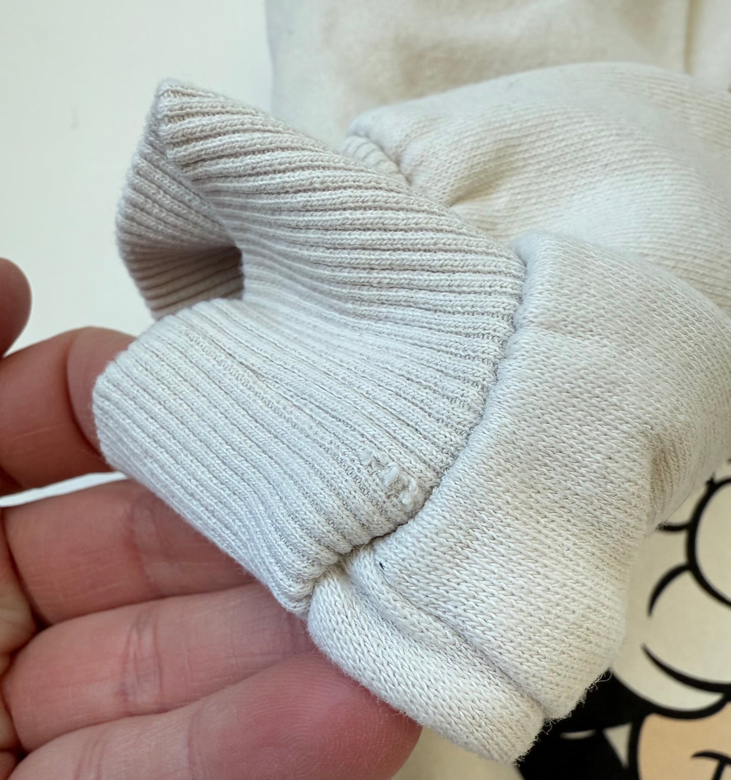 H&M Disney White & Cheetah Bow Minnie Mouse Sweater (2-4 Years)