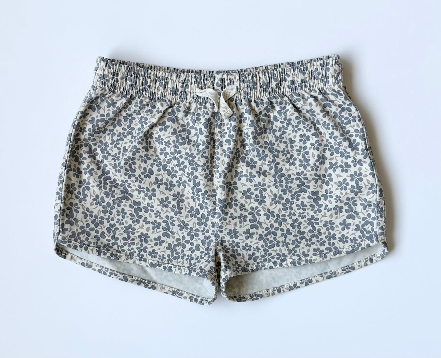 Quincy Mae Grey Dainty Floral Swim Trunks (2-3 Years)