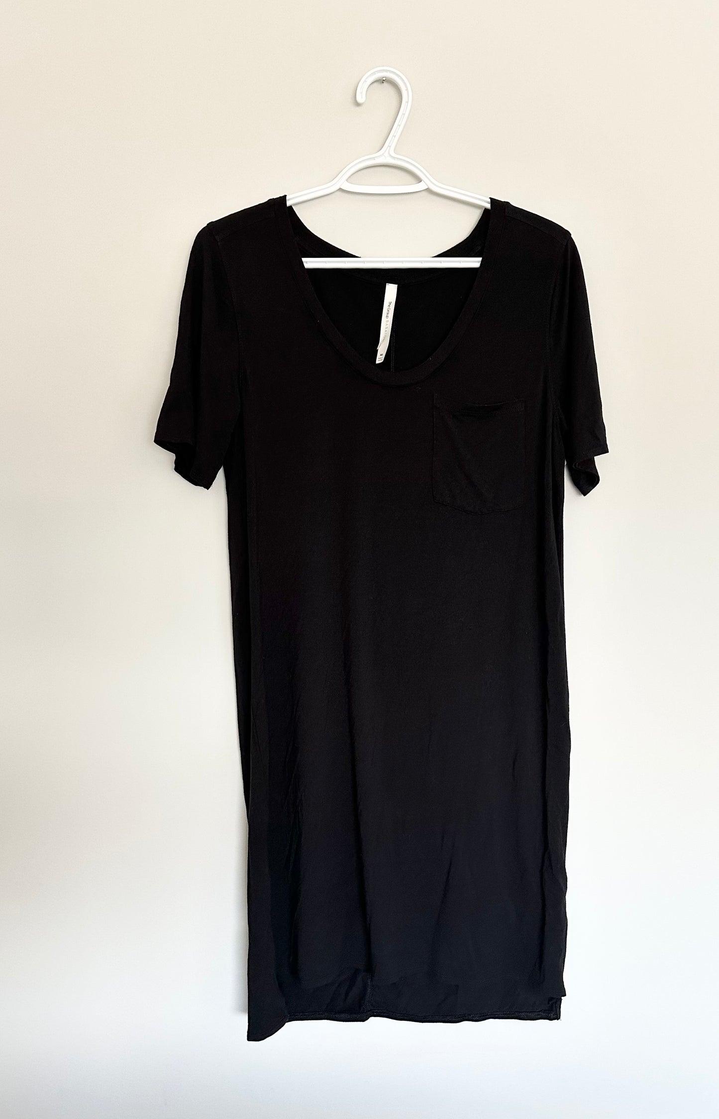 Women’s Aritzia The Group Babaton Black Sotomayor TShirt Dress (Extra Small)