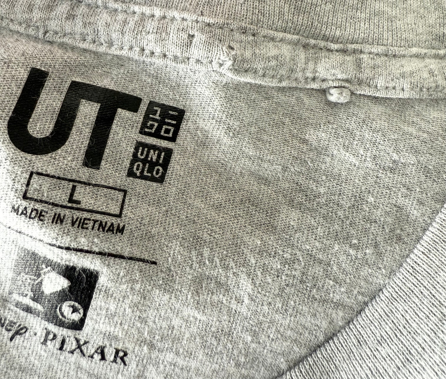 Women’s Uniqlo Disney Pixar Grey Toy Story Forky Pocket T-Shirt (Large)