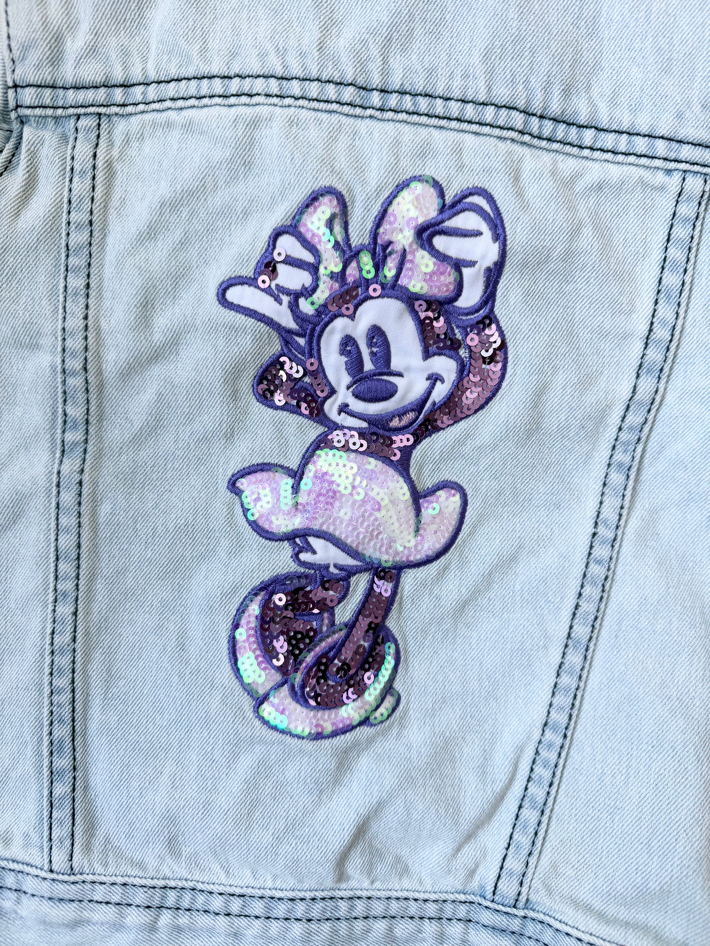 The Disney Store Light Wash Embroidery & Pins Minnie Mouse Jean Jacket (4T)