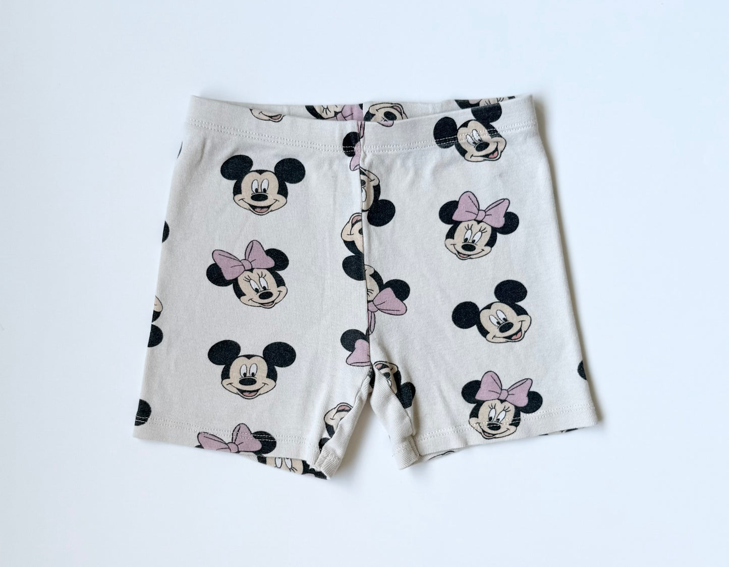 H&M x Disney Off White Minnie & Mickey Biker Shorts (3-4 Years)