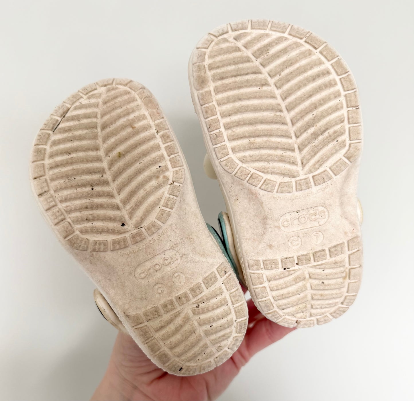 Crocs White & Pastel Sparkle Rainbow Unicorn Slip On Clogs (7)