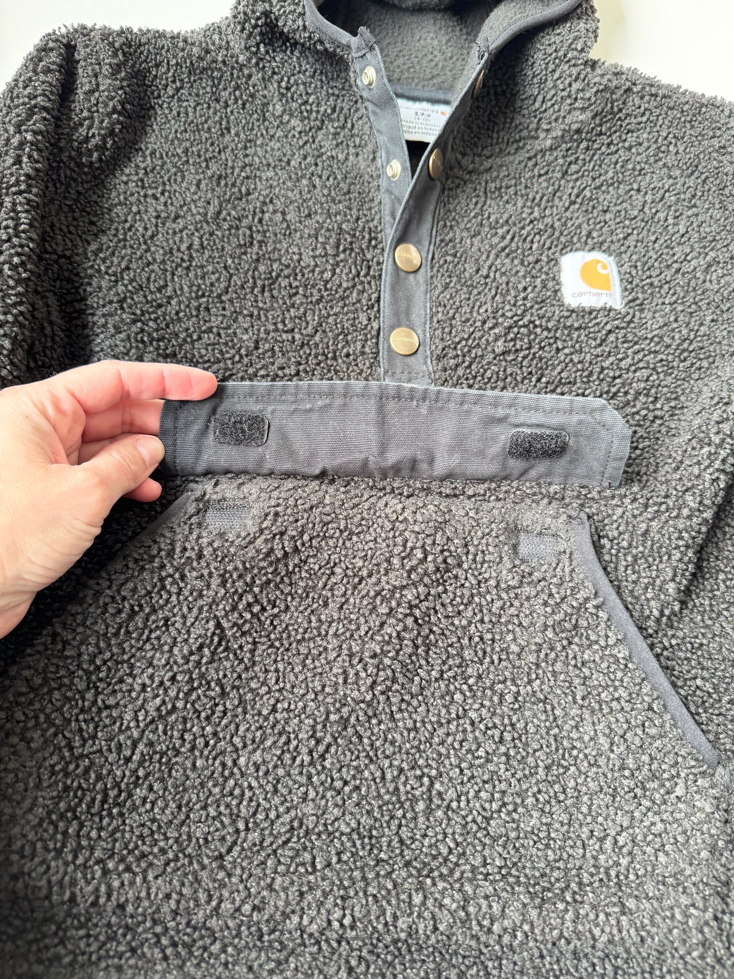 Carhartt Black Sherpa 1/4 Button Hooded Pullover - Small (8-10 Years)