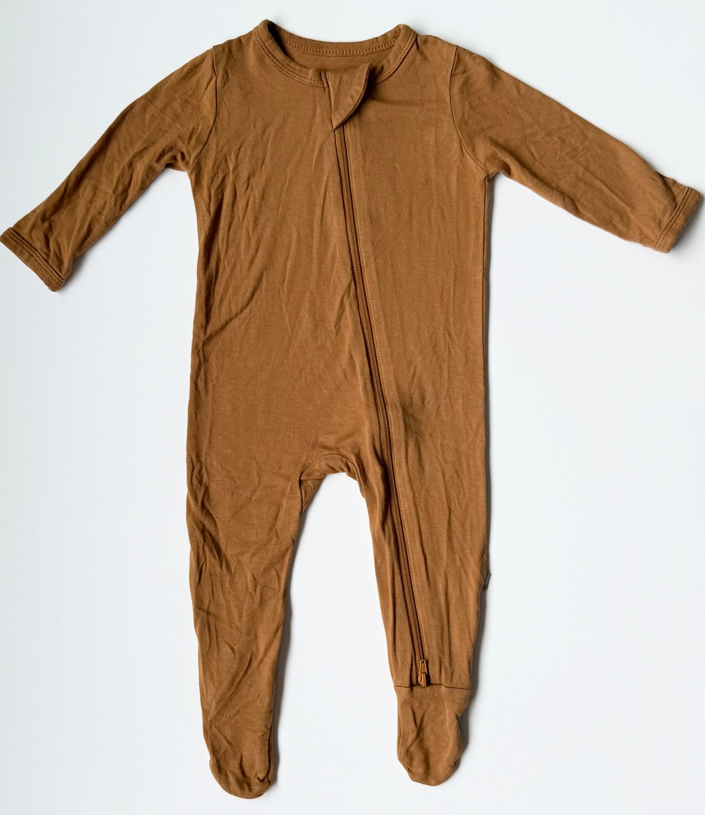 Kyte Nutmeg Zipper Footie Sleeper (3-6 Months)