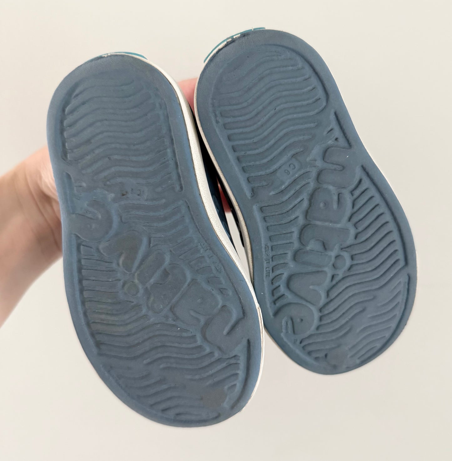 Native Blue Jefferson Slip Ons (C6)