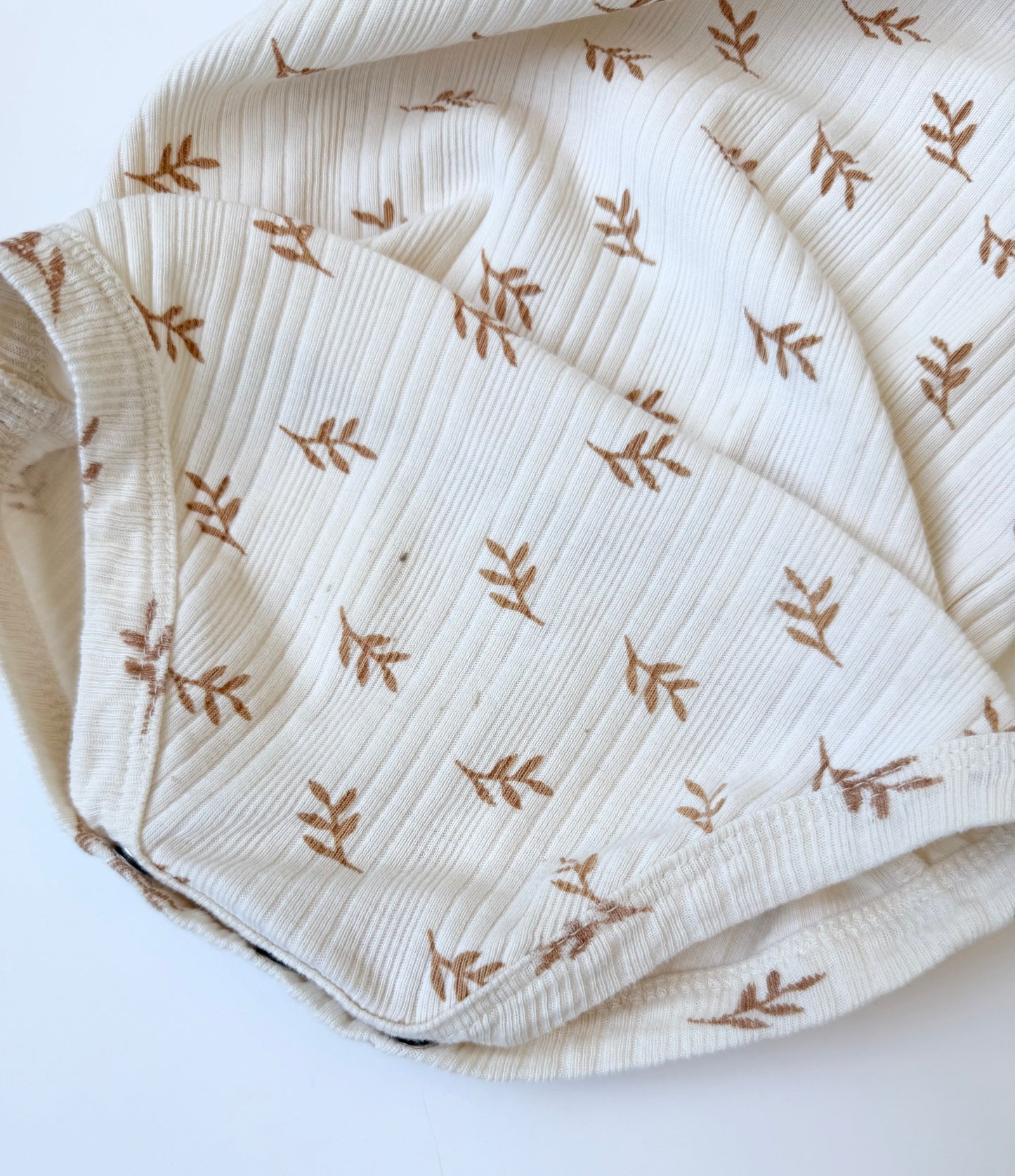 Kate Quinn White & Brown Leaves Ribbed Short Sleeve Bodysuit (12-18 Months)