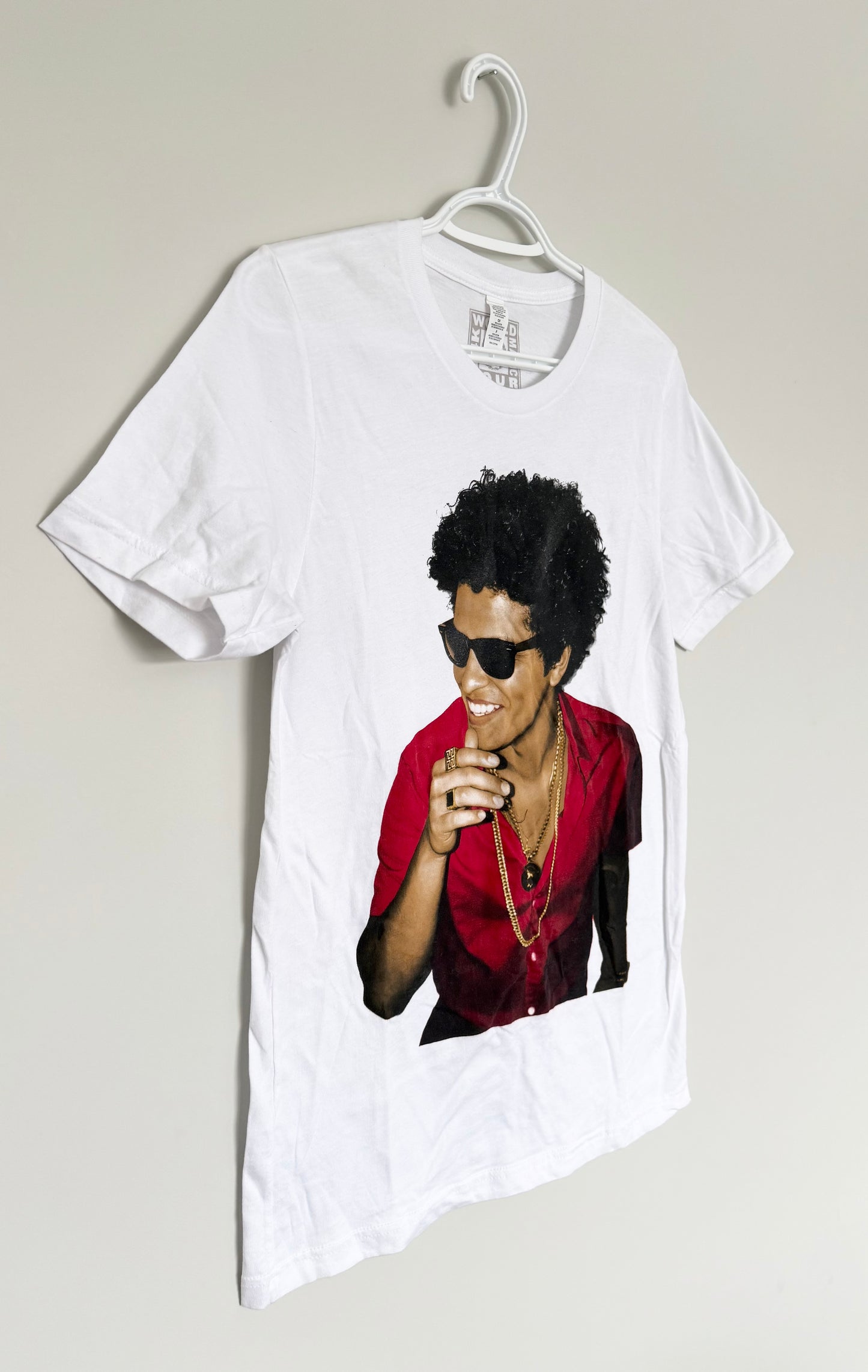 Unisex Bruno Mars 24K Magic World Tour Concert T-Shirt (Small)