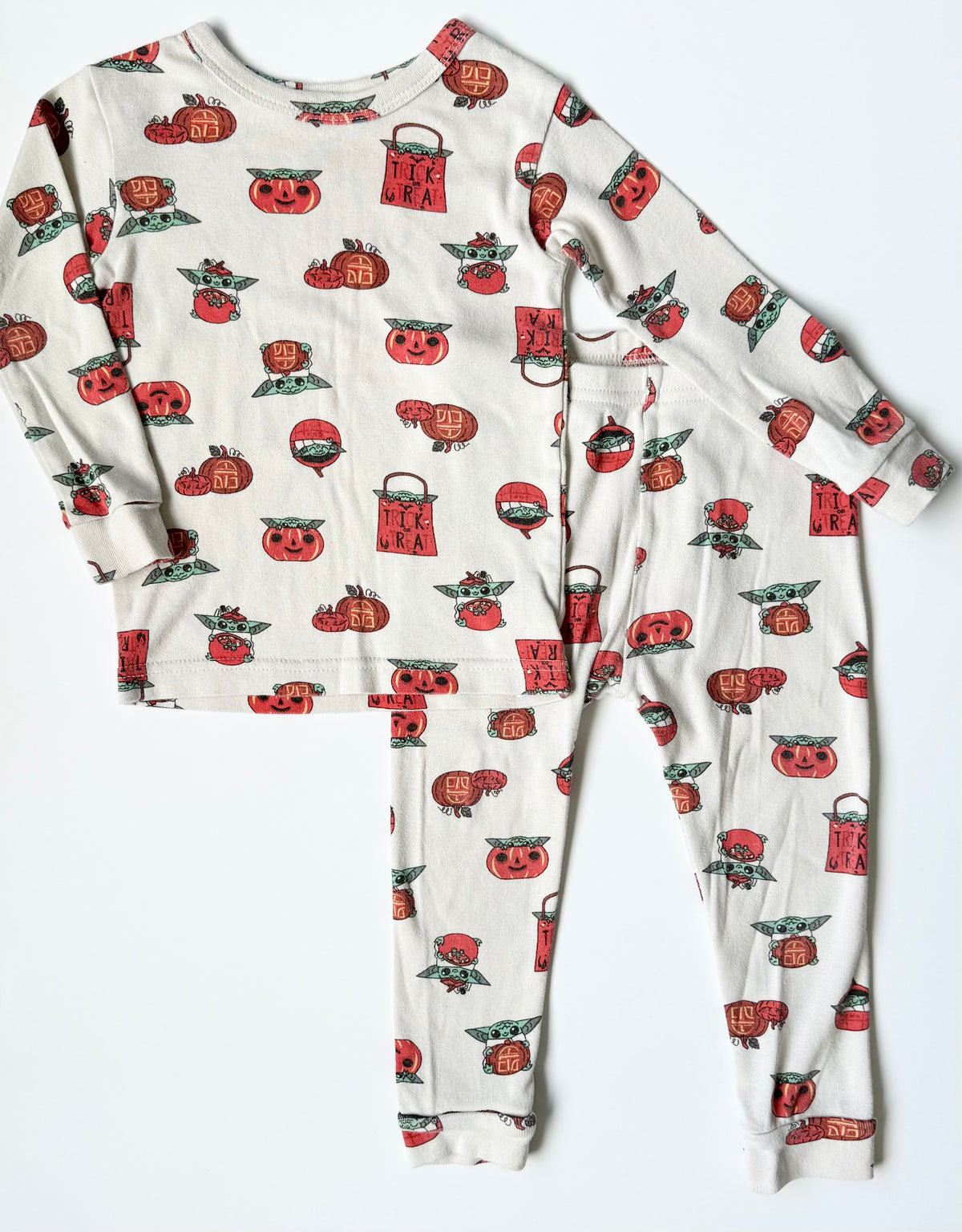 Baby Gap x Star Wars White Grogu Halloween AOP Two Peice PJ Set (2T)