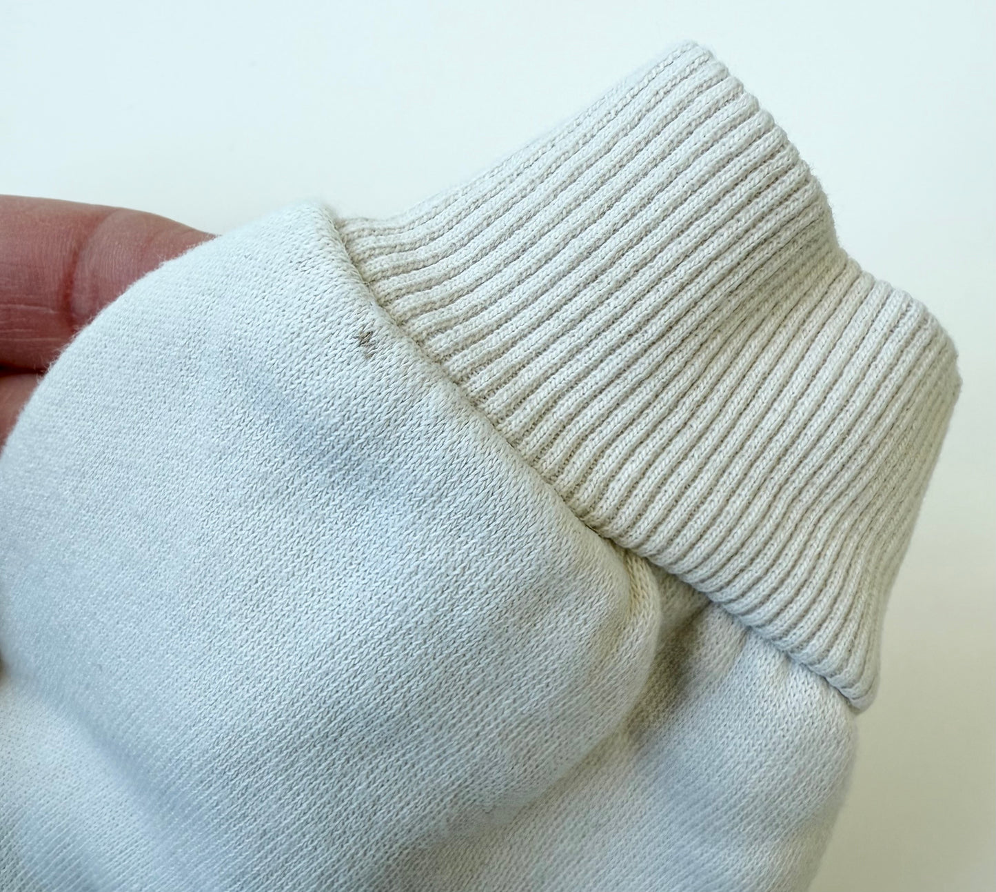 H&M Disney White & Cheetah Bow Minnie Mouse Sweater (2-4 Years)