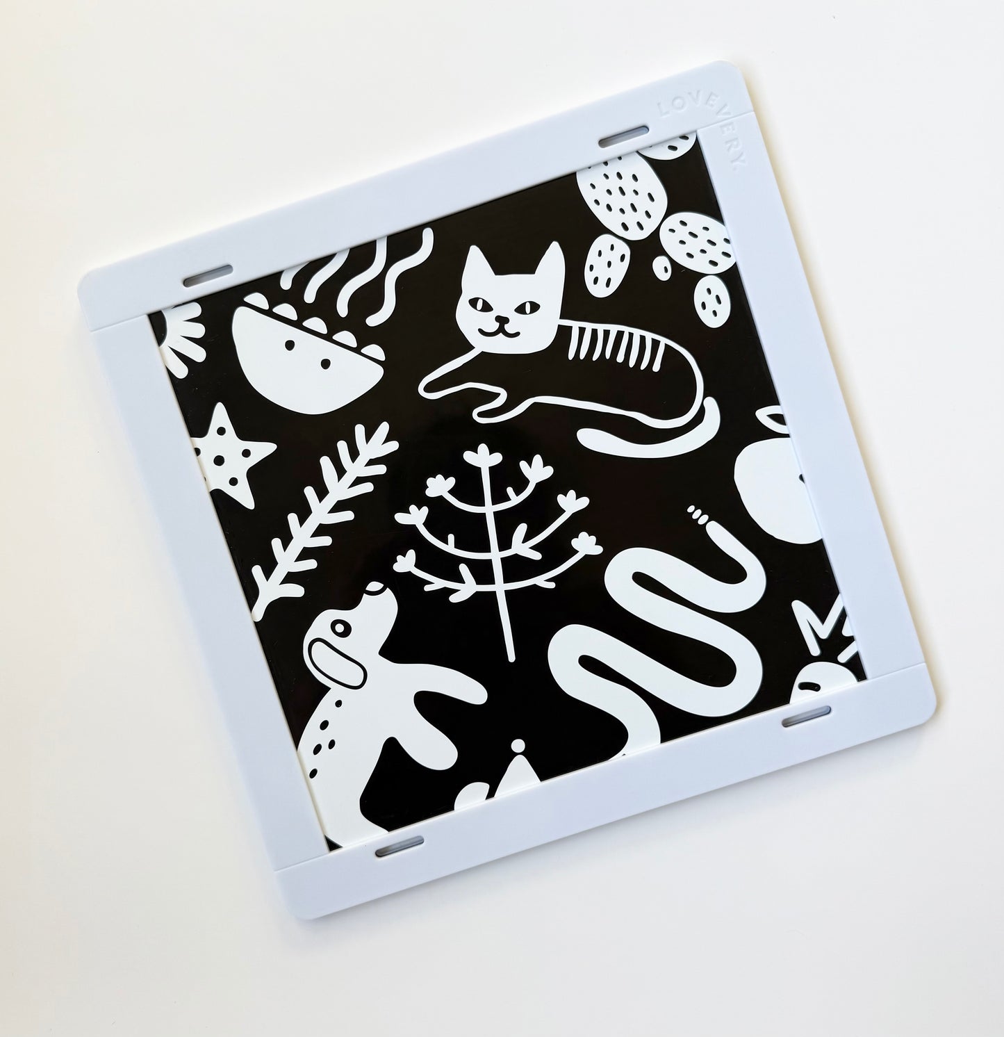 Lovevery Framed Mirror