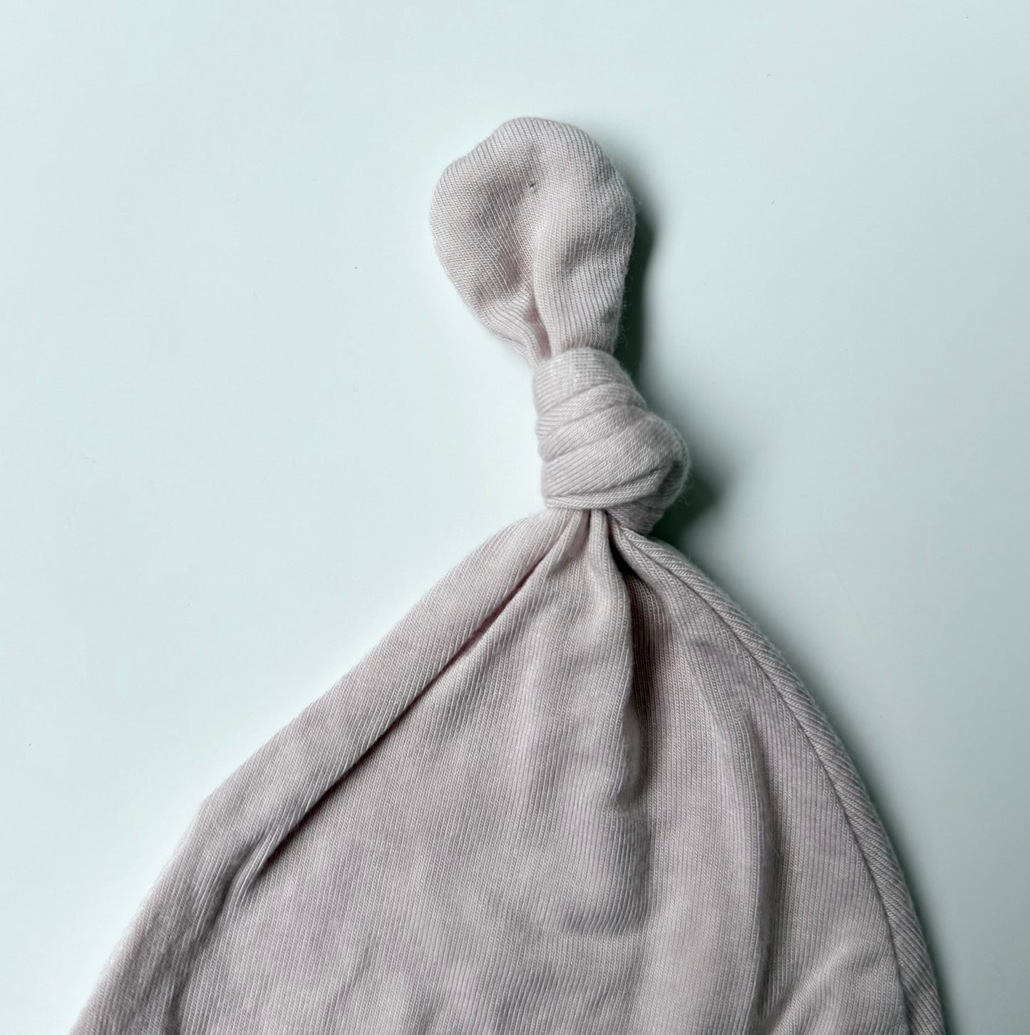 Kyte Blush Knotted Cap (Newborn)