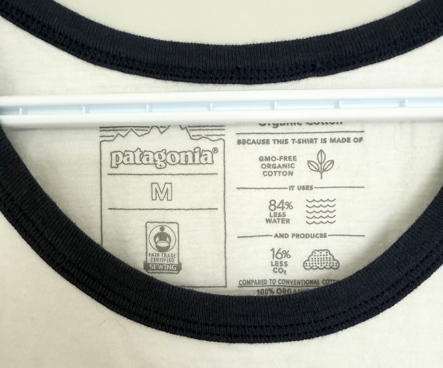 Patagonia P-6 Label White & Navy Trim Organic Tank Top (Youth Medium)