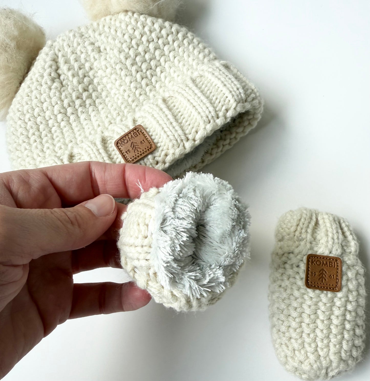 Kombi White Knit Double Pom Toque & Matching Mittens (3-9 Months)