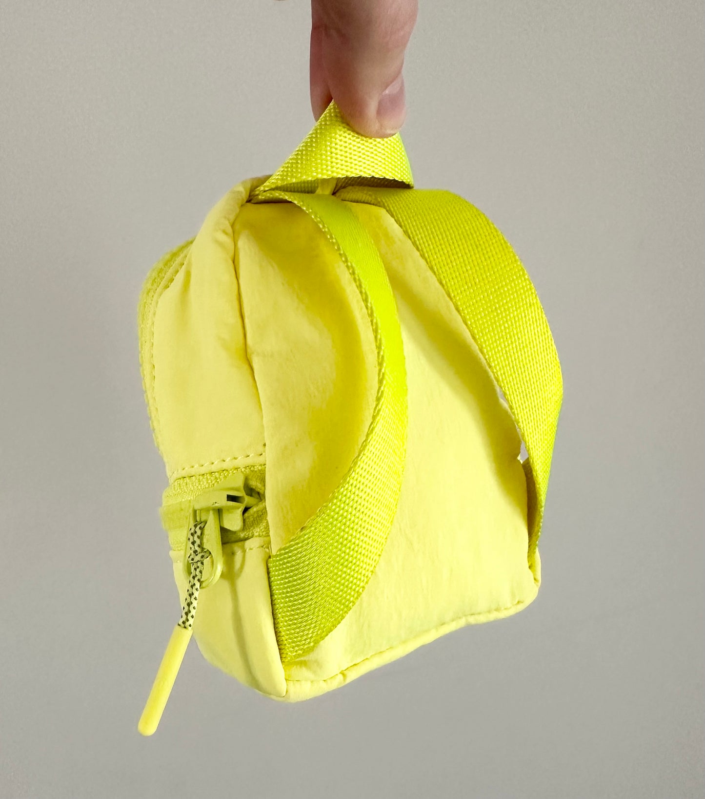 Lululemon City Adventure Backpack Nano - Electric Lemon