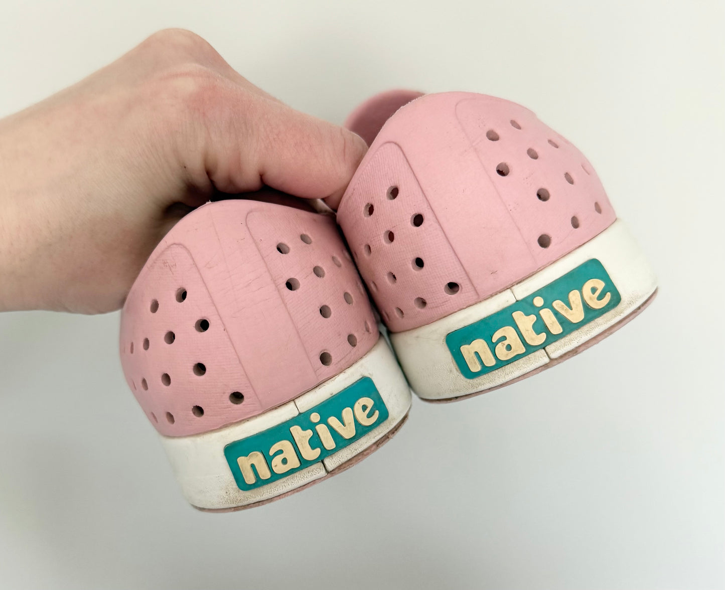 Unisex Native Jefferson Light Pink Slip Ons (W8/M6)