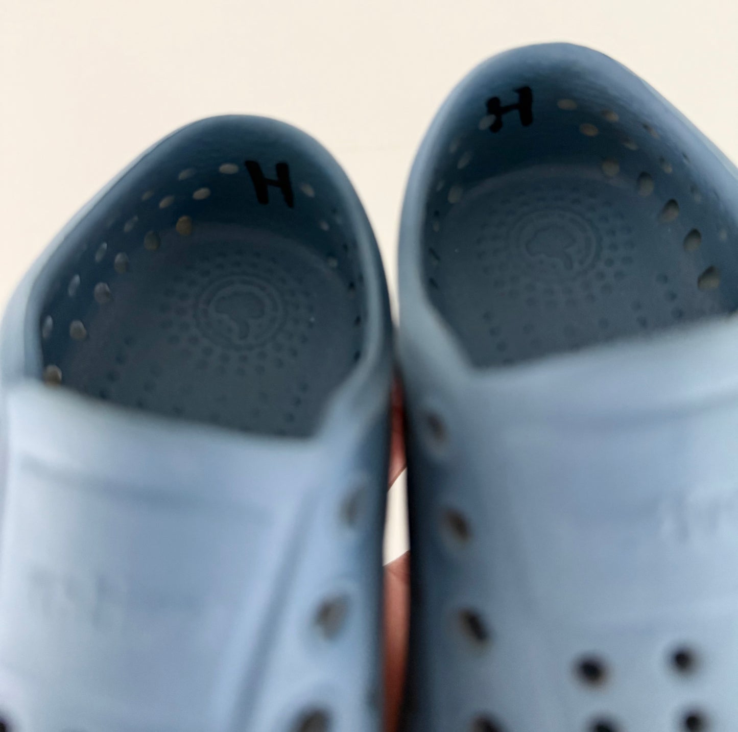 Native Blue Jefferson Slip Ons (C6)
