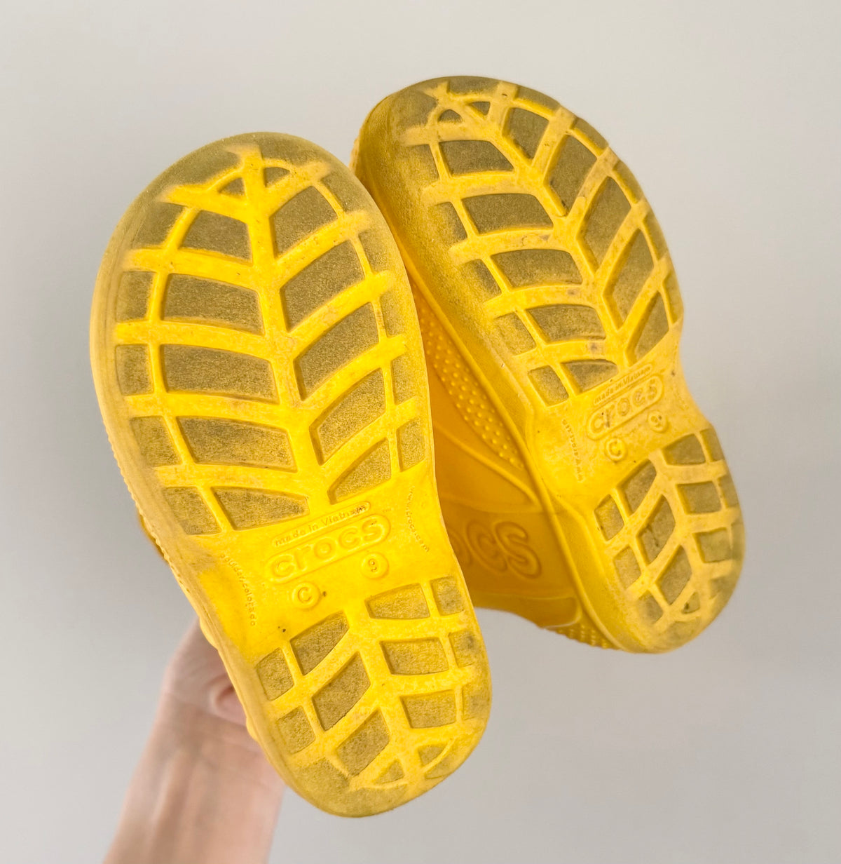 Crocs Yellow Handle It Rubber Boots (9)