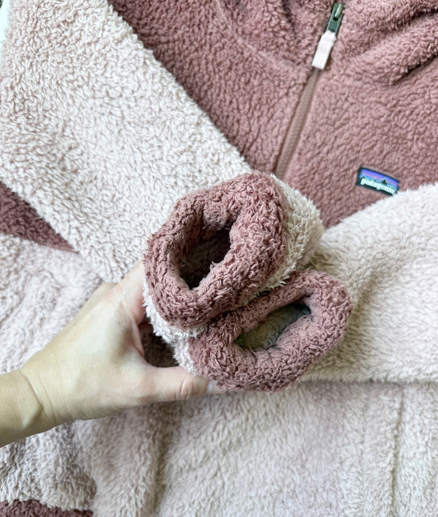 Patagonia Girls Los Gatos Fleece Hoody in Mauve (14 Years - XL)