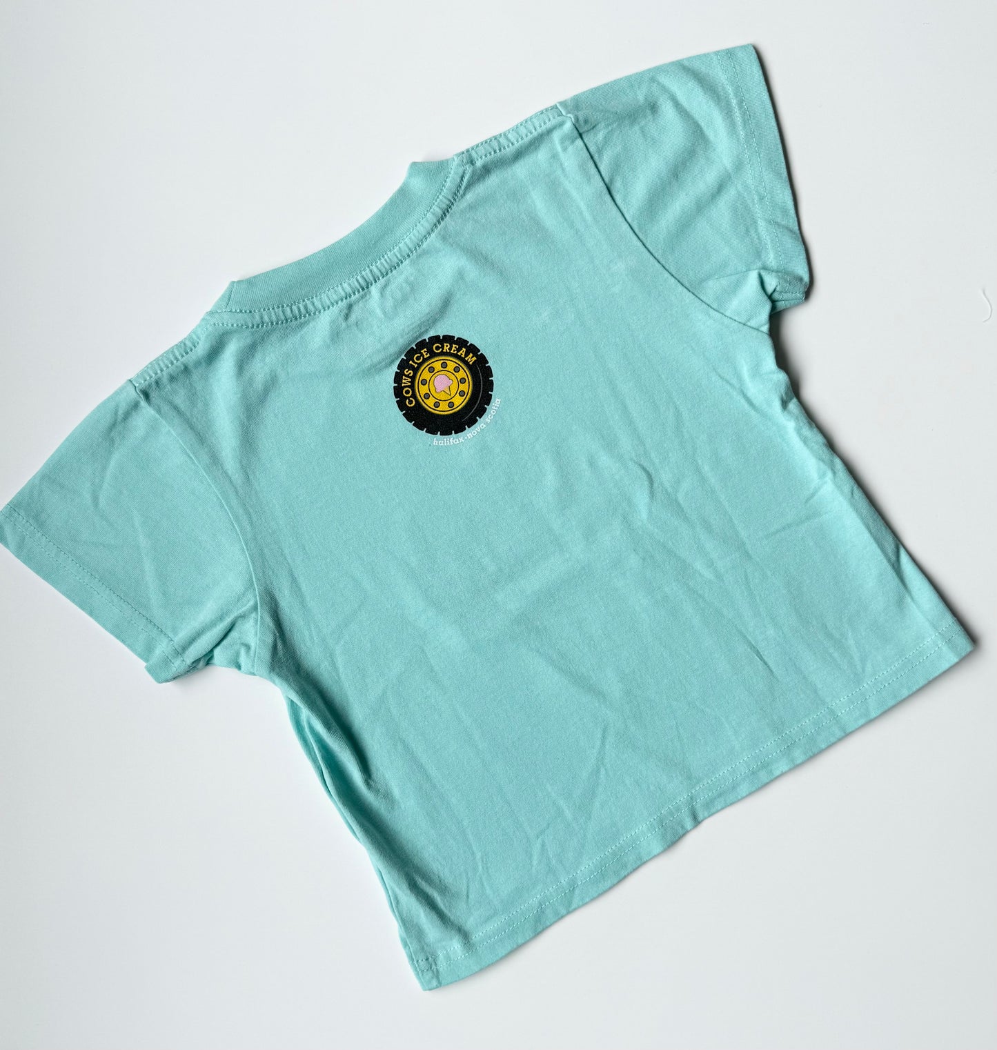 Cows Too Cute For Moo Light Blue “This Is How I Roll” T-Shirt (4T)