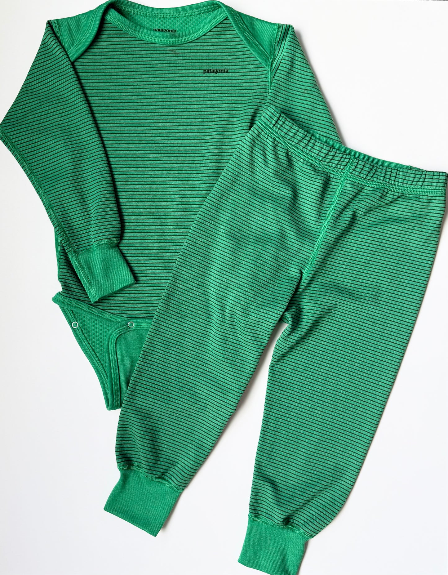 Patagonia Capilene Midweight Green & Brown Striped Long Sleeve Bodysuit & Pants Base Layer Set (2T)