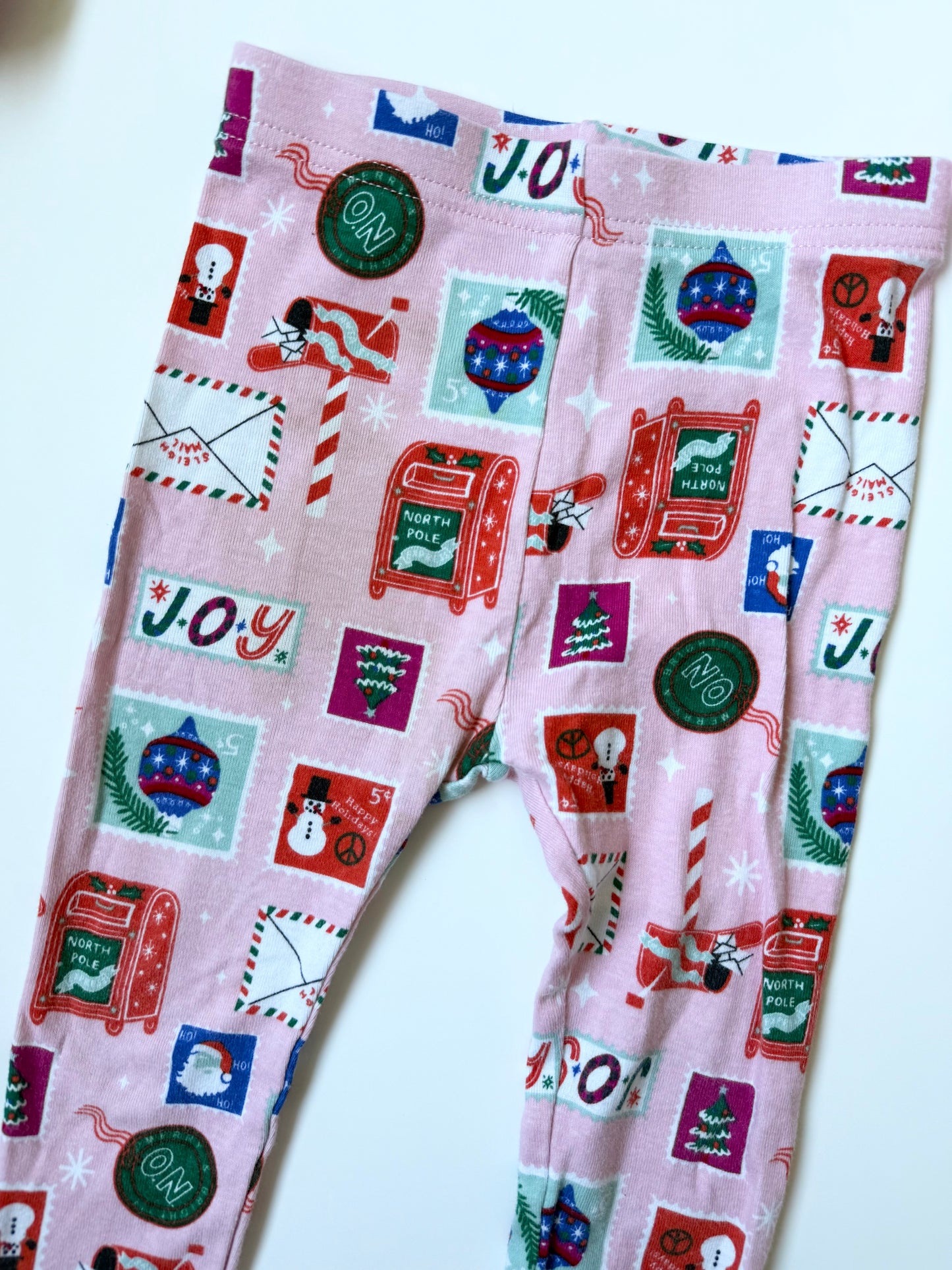 Old Navy Pink Christmas Two Piece PJ Set (2T)