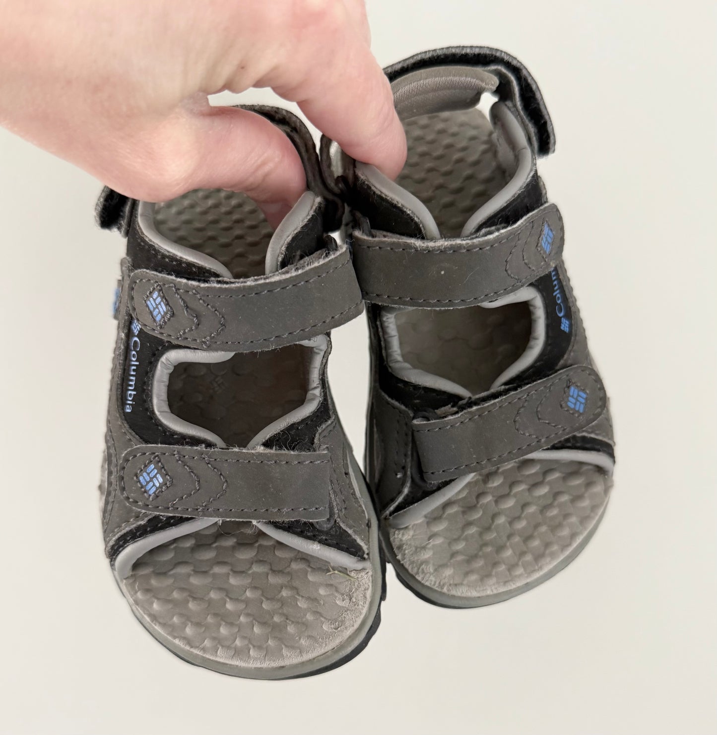 Columbia Techsun Grey Velcro Strap Sandals (7)