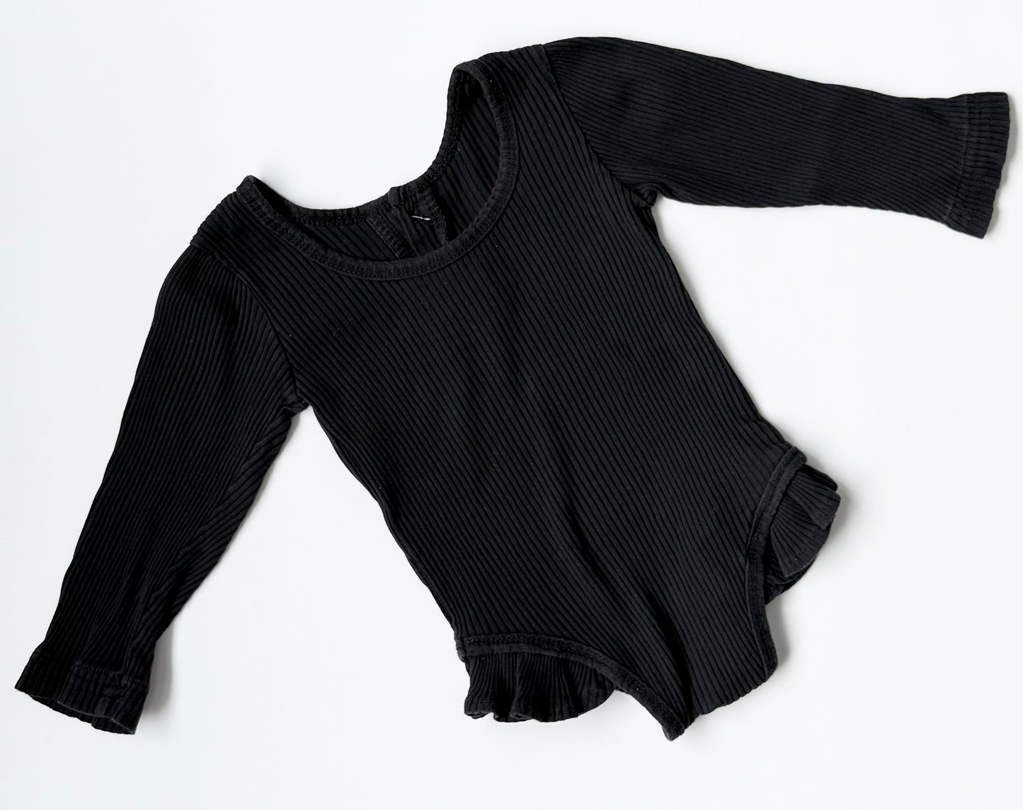 PatPat Black Ribbed Heart Buttons Long Sleeve Bodysuit (2T)