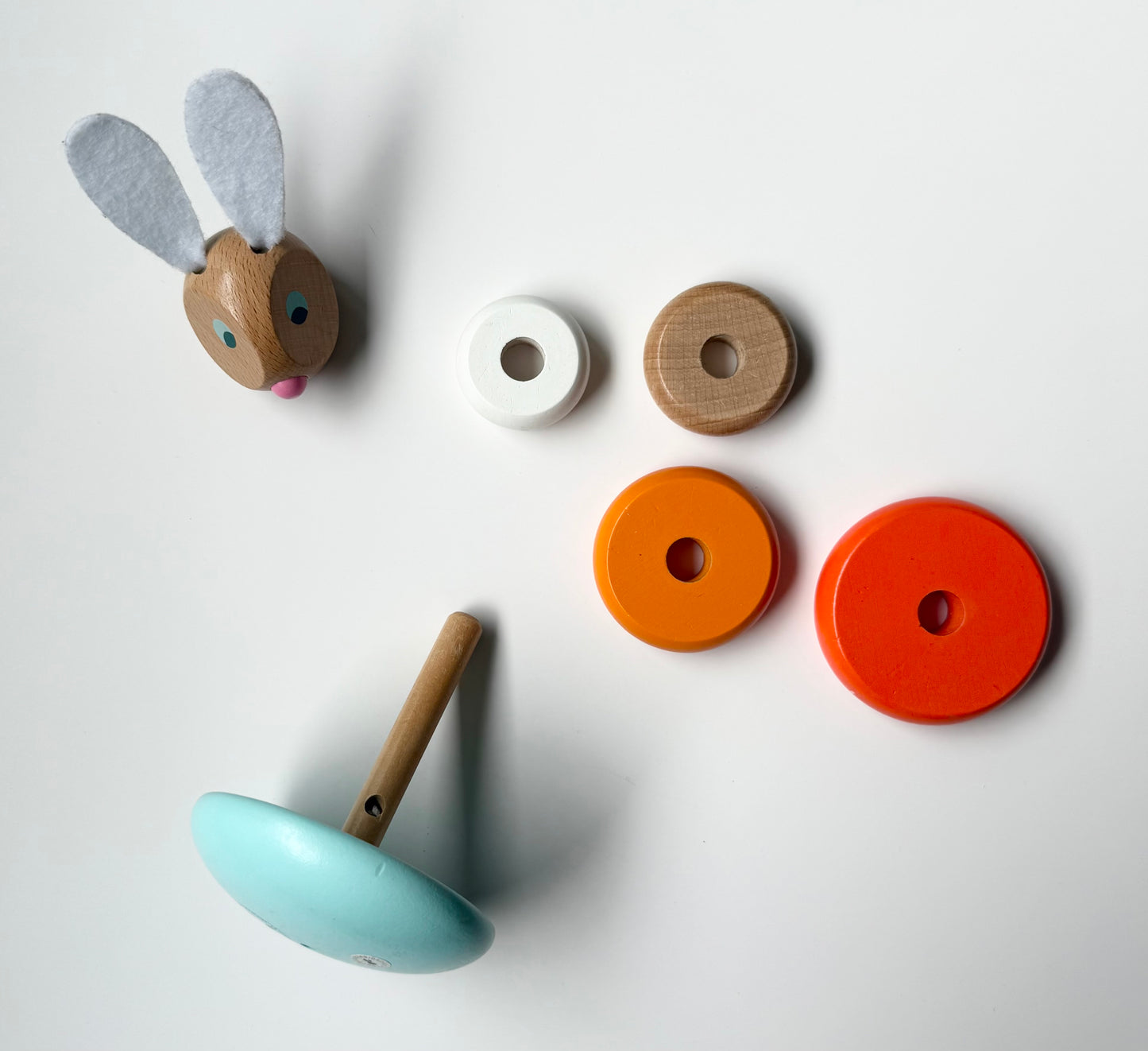Janod Lapin Stackable Roly-Poly Rabbit