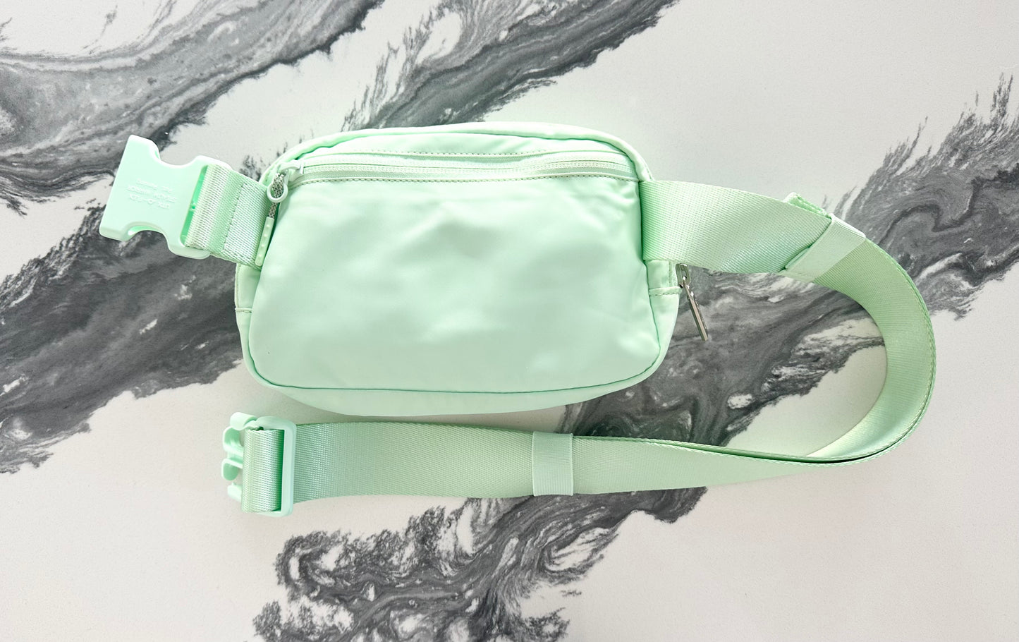 Lululemon Everywhere Belt Bag 1L - Light Mint Green