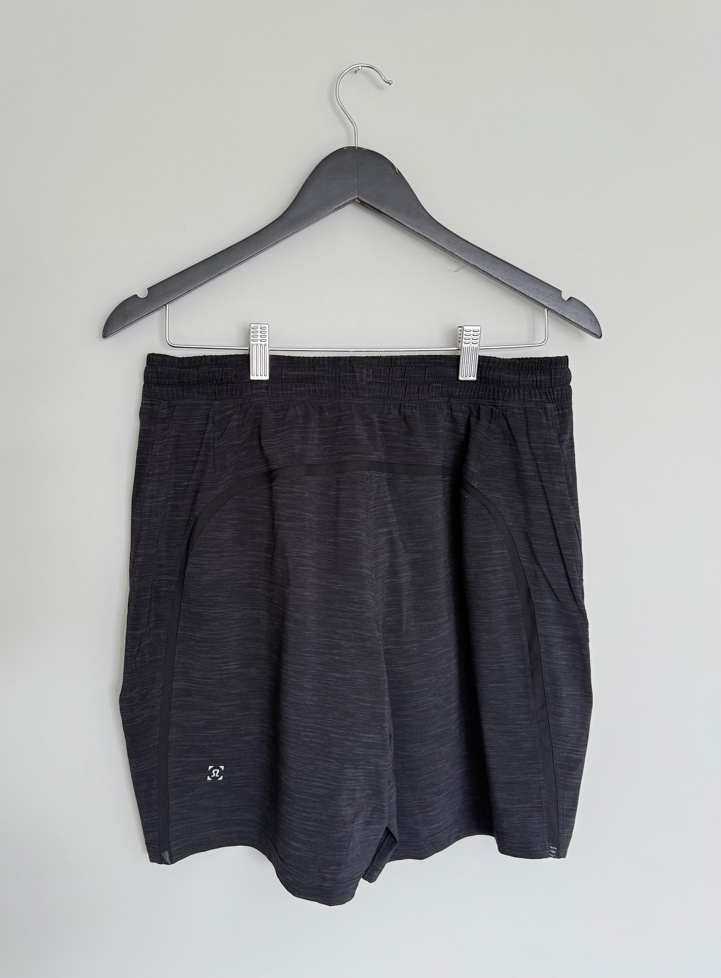 Unisex Lululemon Pace Breaker Shorts in Heathered Black/Grey (Medium)
