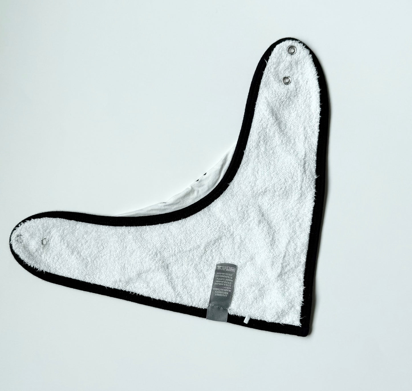 Kyte Black & White Zen Bib (0-36 Months)