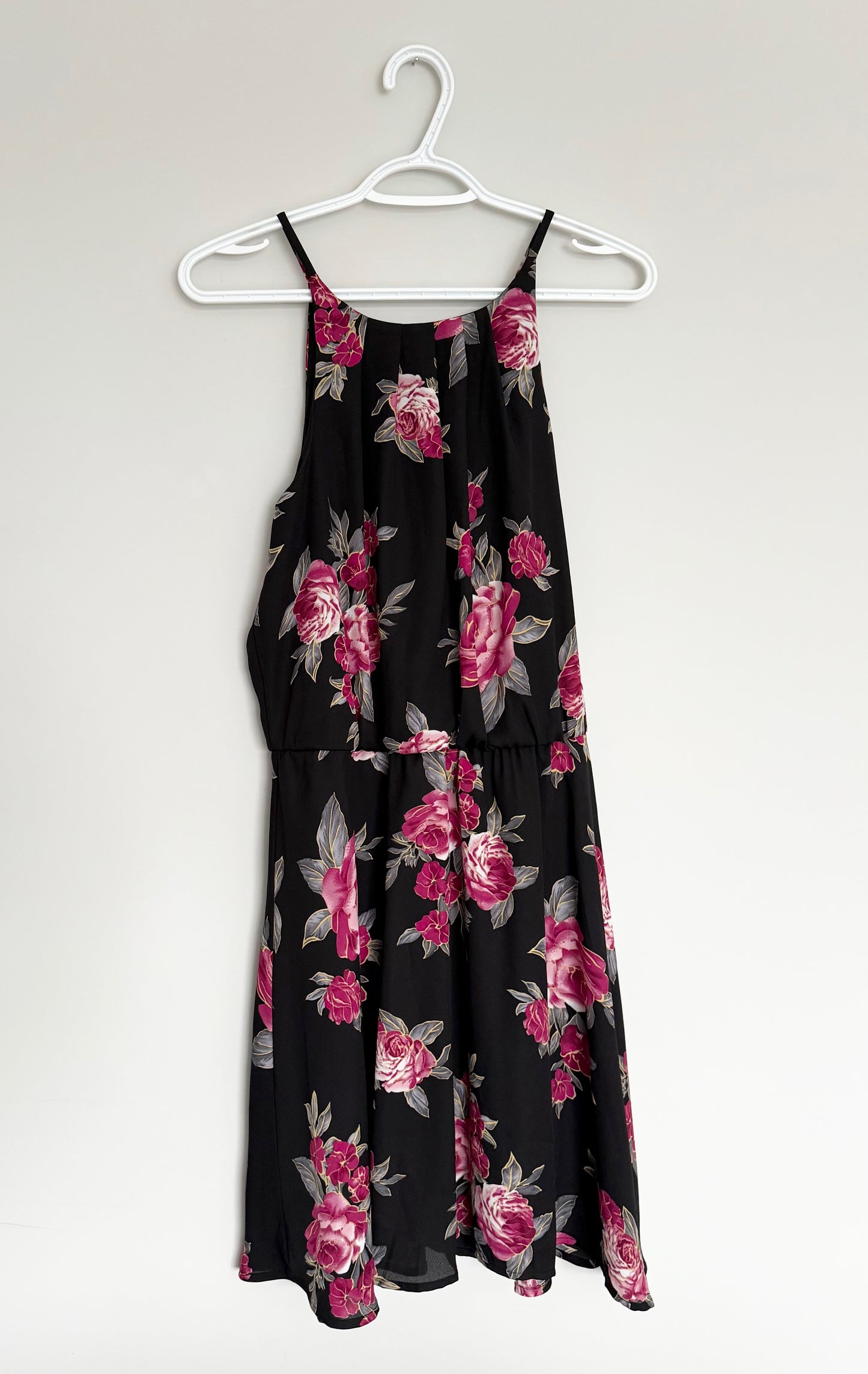 Women’s Eclipse Black Floral Flowy Dress (Large)
